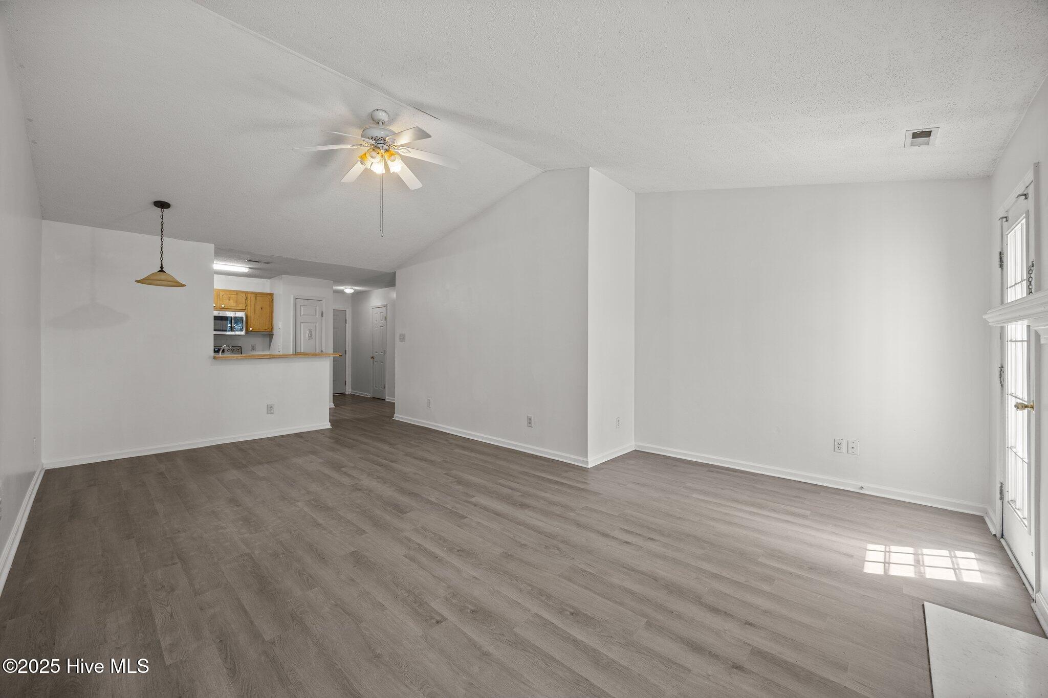 126 Jerrett Lane Property Photo 11