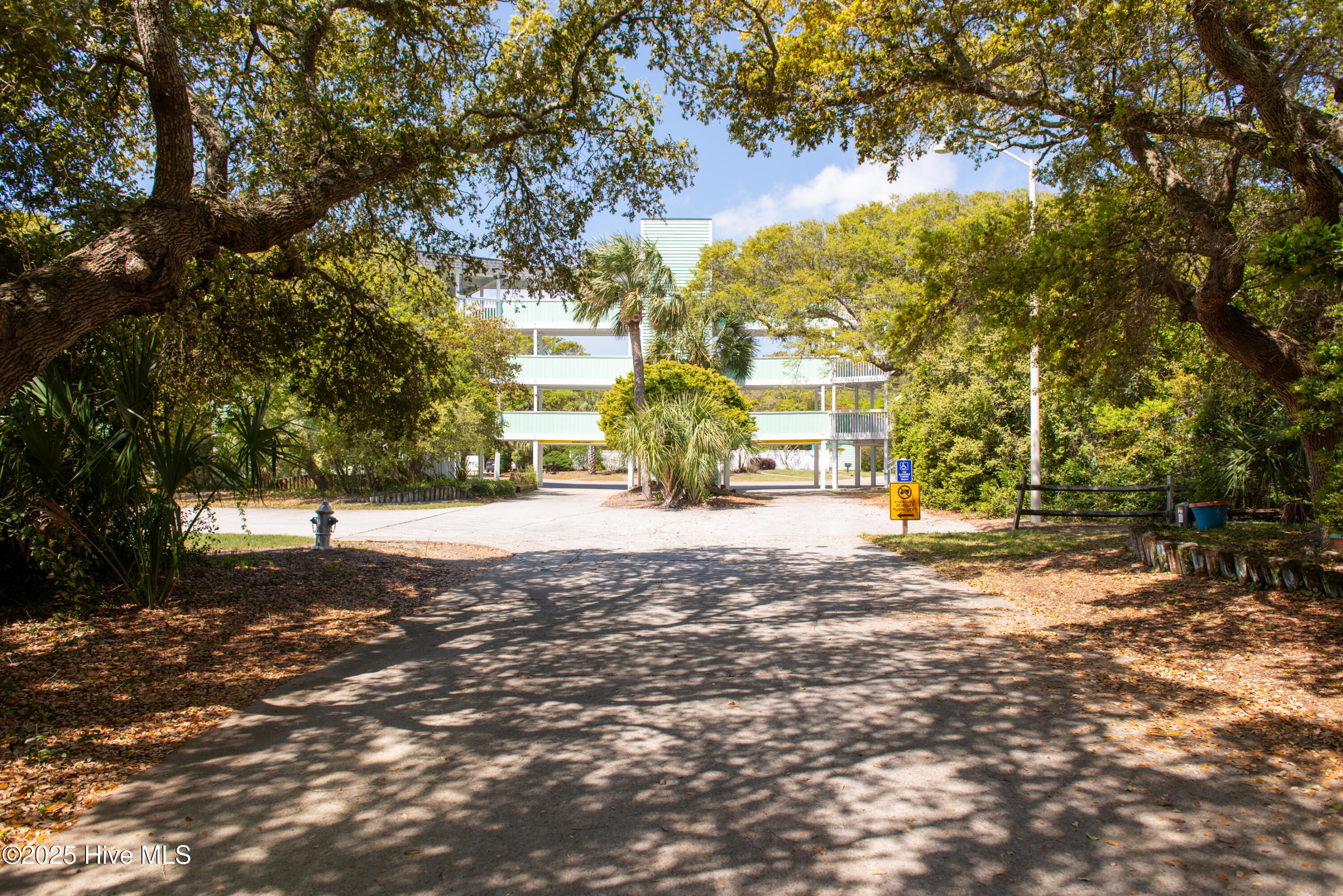 2301 Surfrider Circle 2301b Property Photo 6