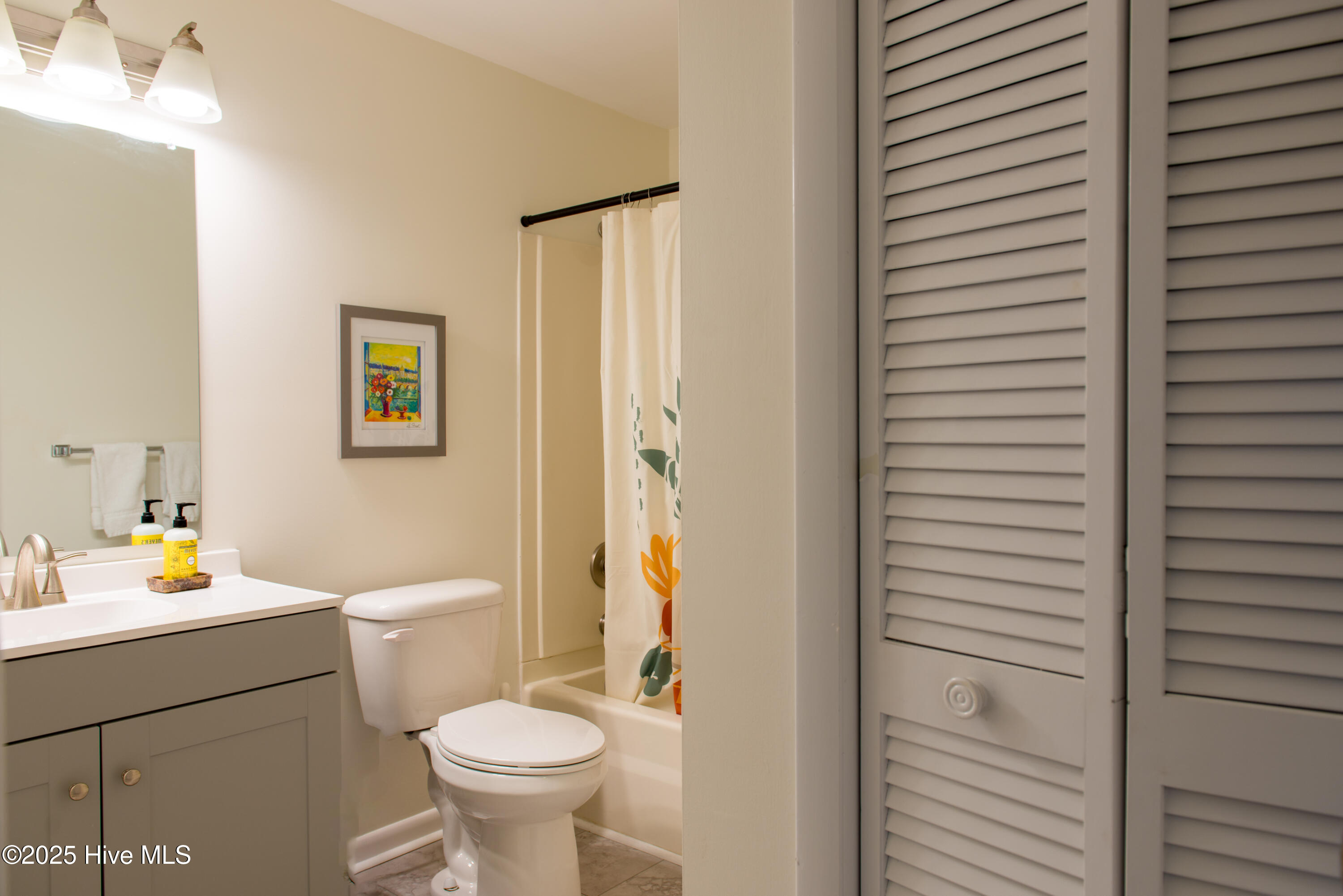 2301 Surfrider Circle 2301b Property Photo 21