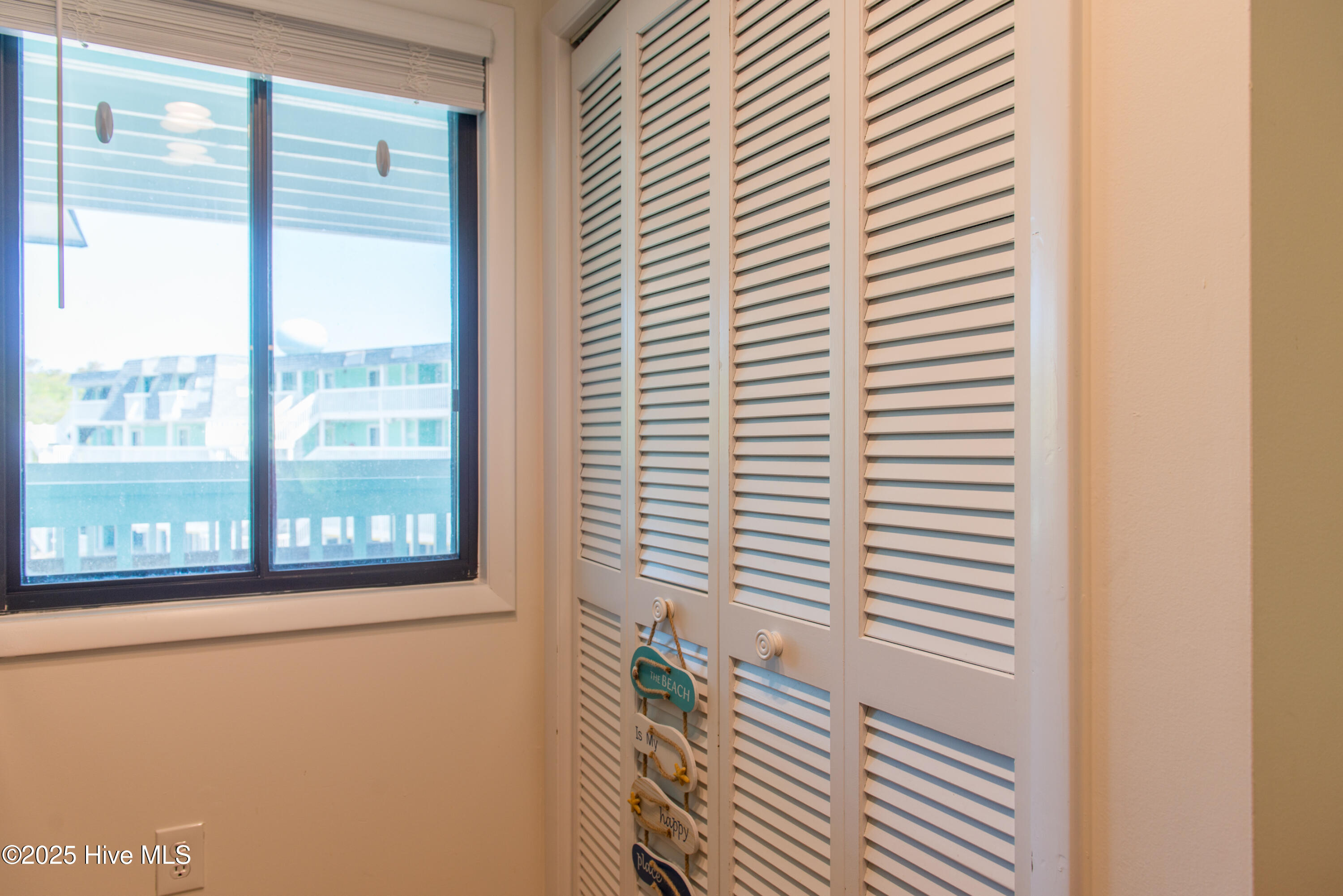 2301 Surfrider Circle 2301b Property Photo 29