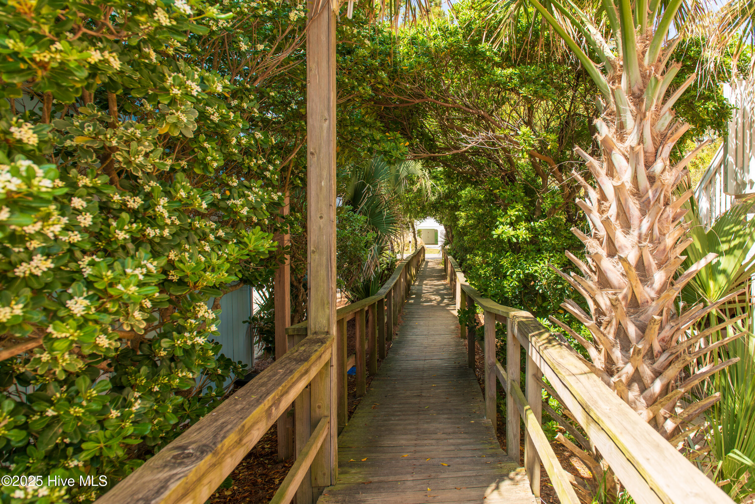 2301 Surfrider Circle 2301b Property Photo 68