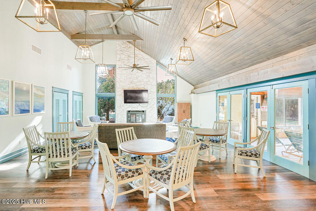 2301 Surfrider Circle 2301b Property Photo 86