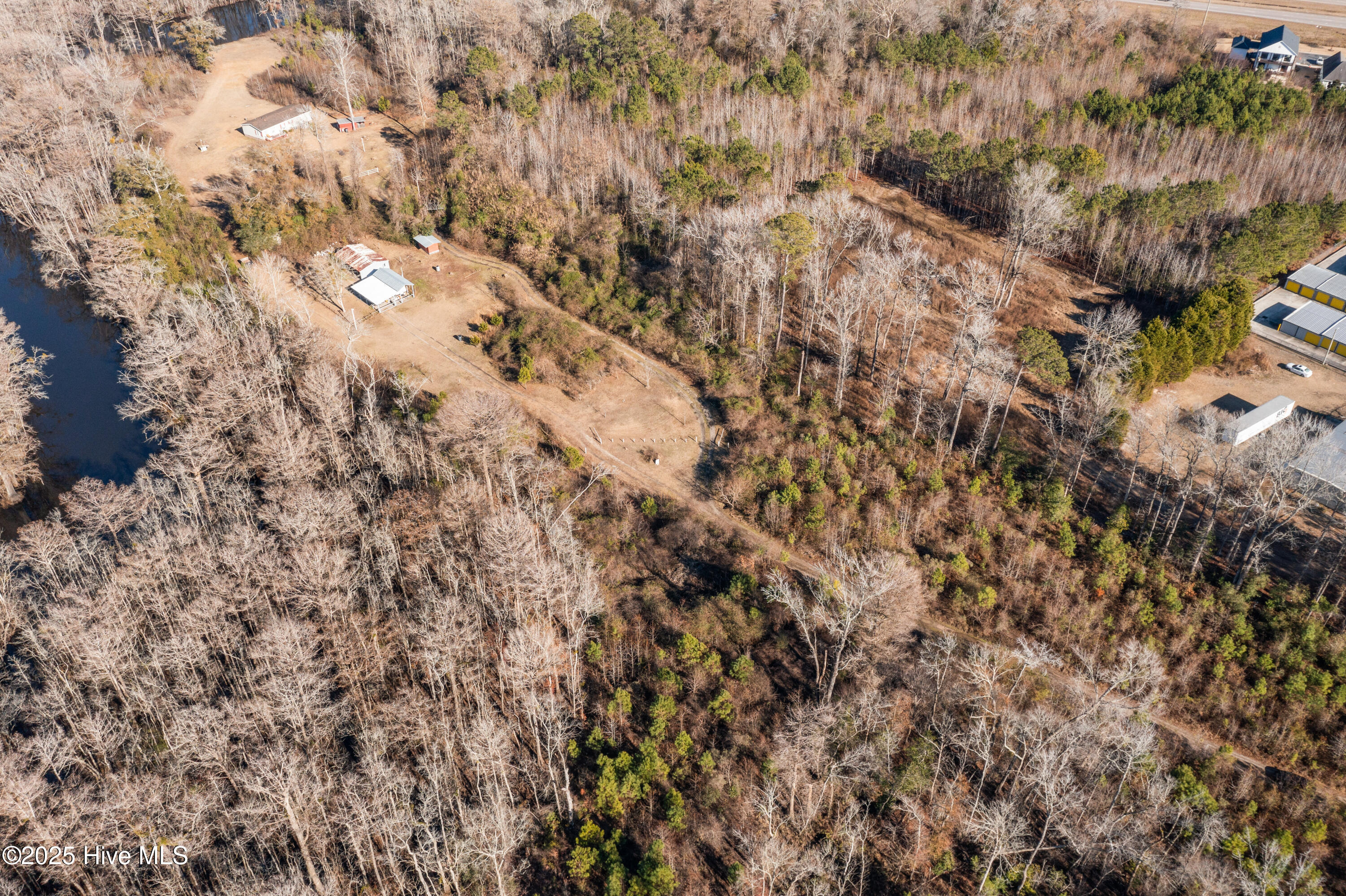 6701 Old Tram Road Property Photo 3