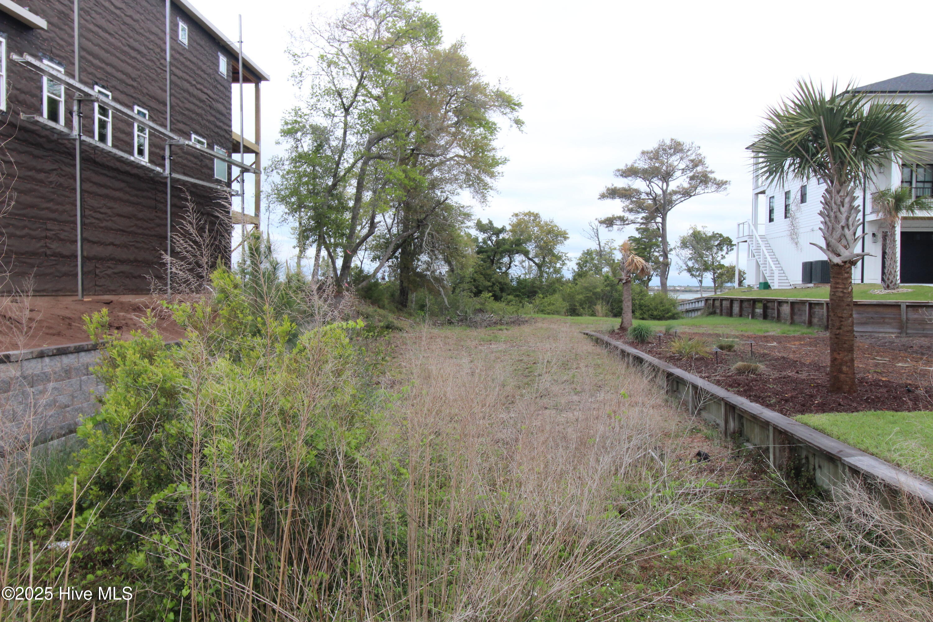 10510 Coast Guard Road Property Photo 2