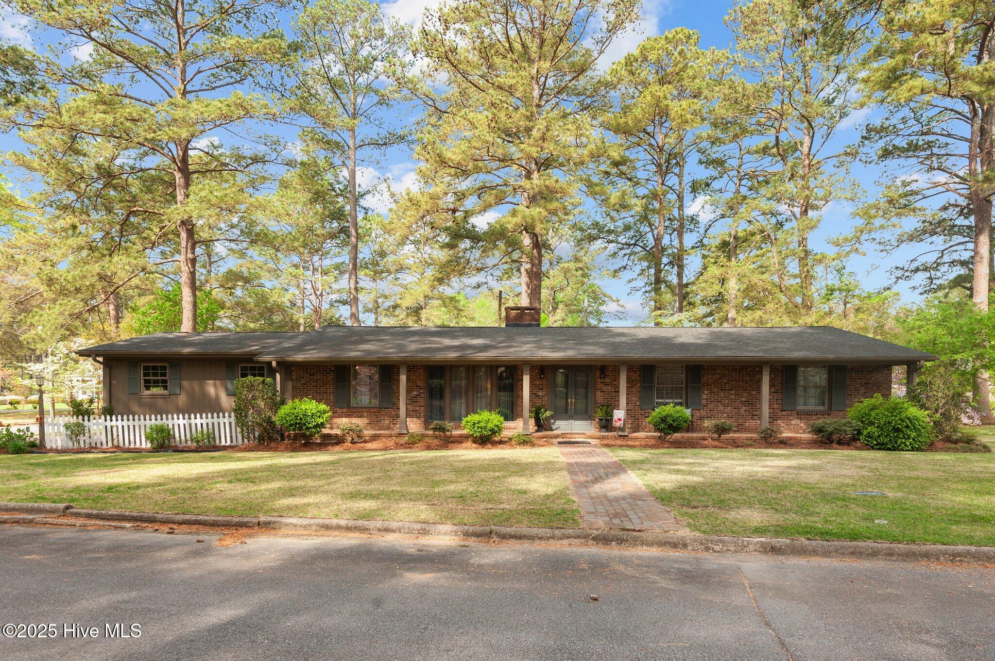 307 Anderson Drive Property Photo 1