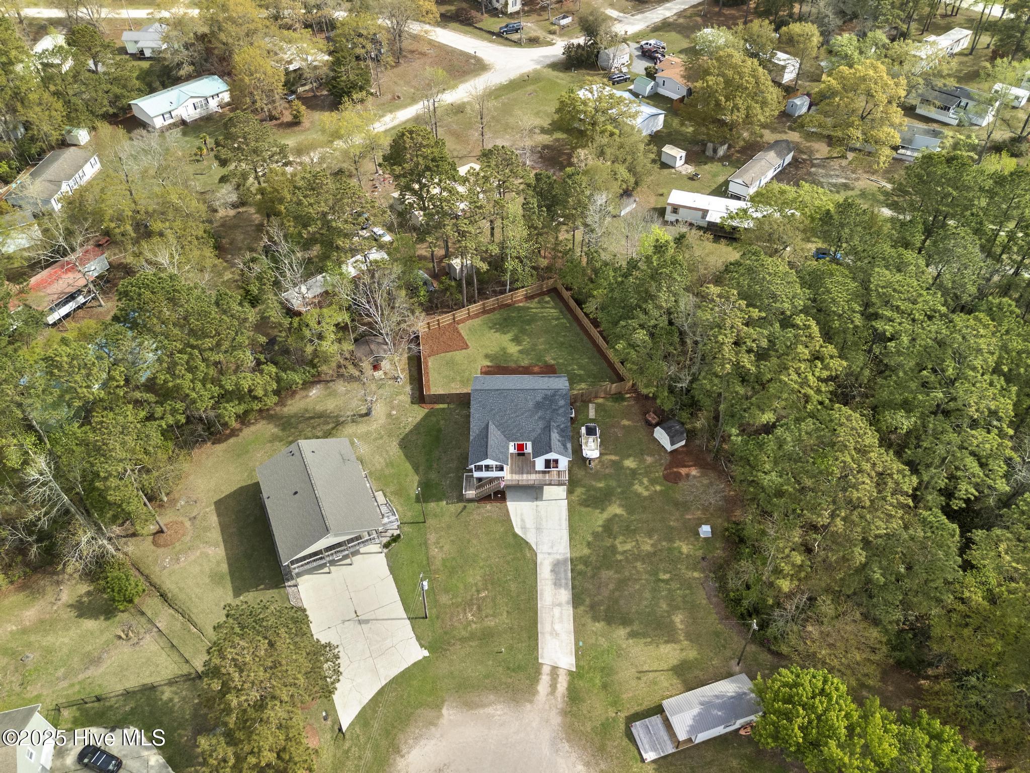 100 Barnacle Circle Property Photo 5