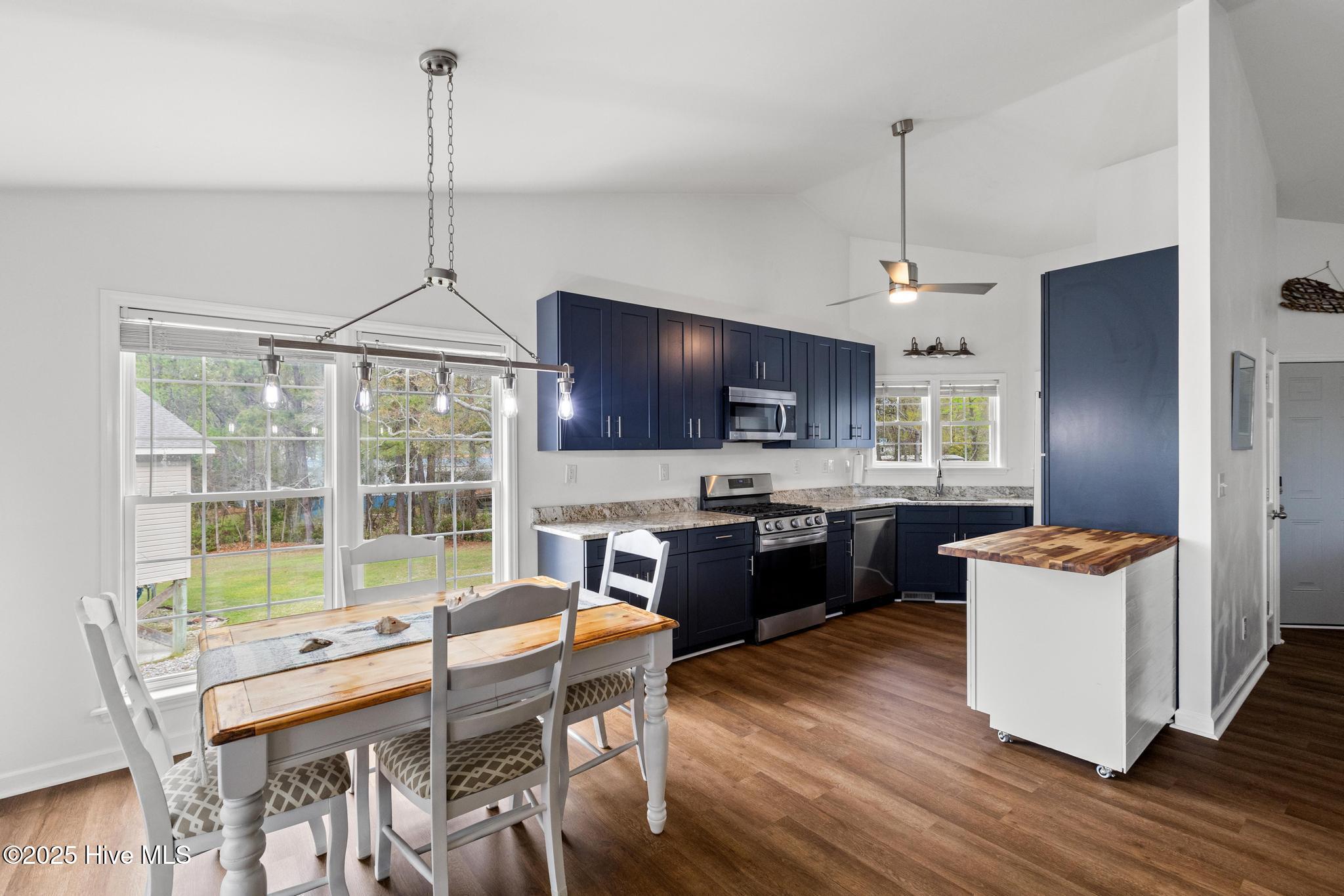 100 Barnacle Circle Property Photo 10