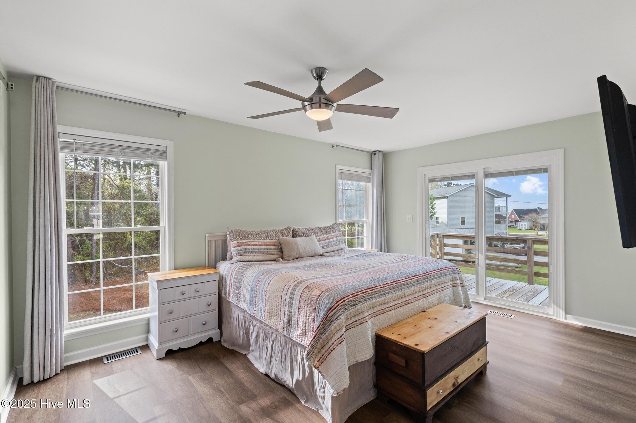 100 Barnacle Circle Property Photo 17