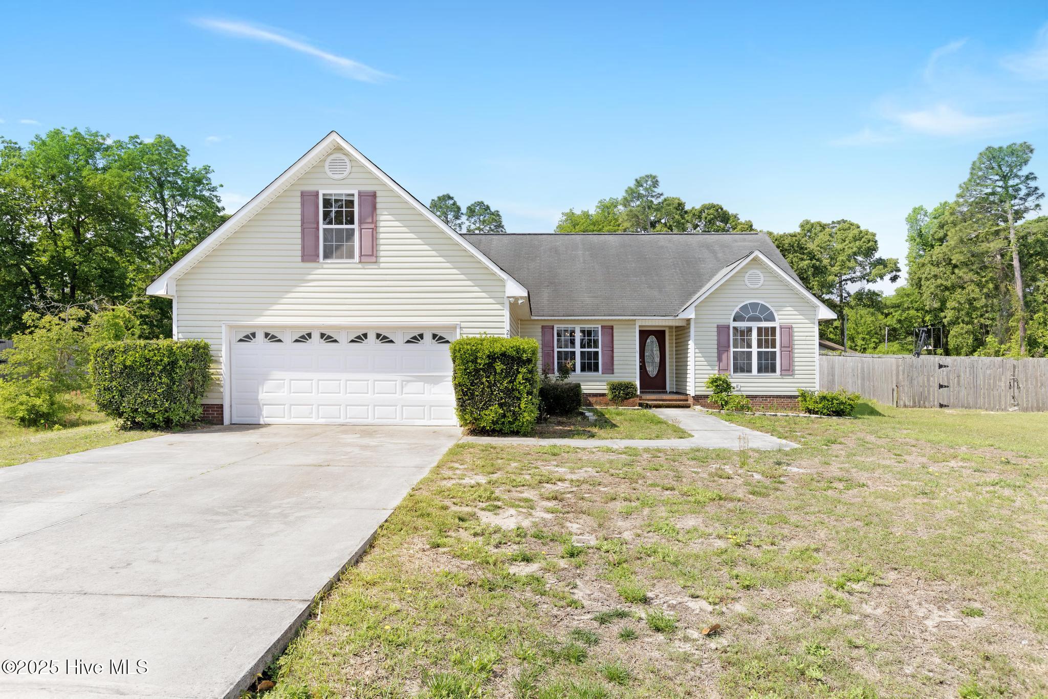 212 Star Gazer Court Property Photo