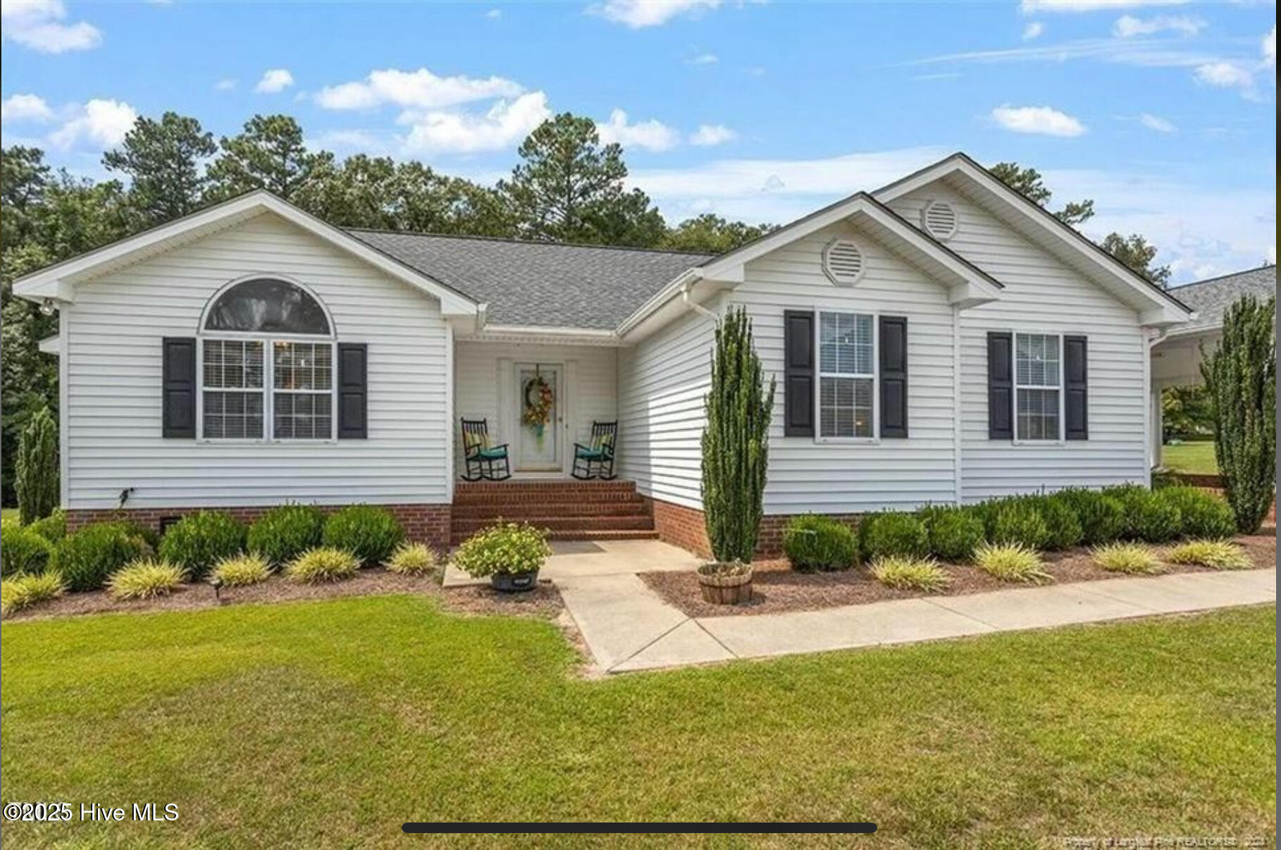 132 Crystal Place Property Photo 2