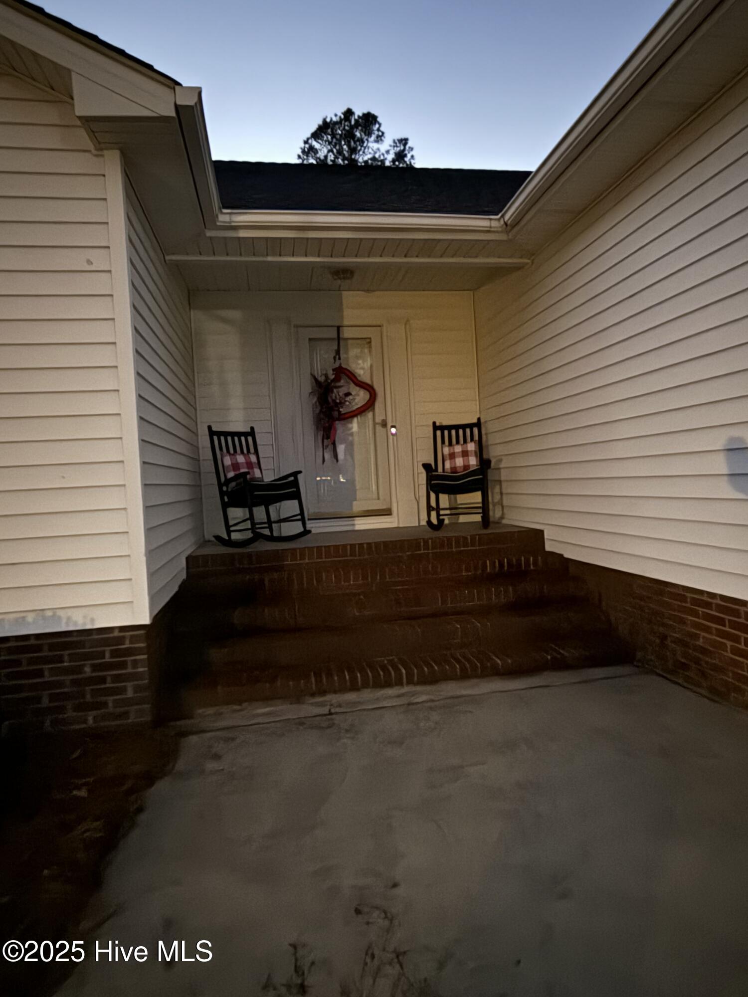 132 Crystal Place Property Photo 8