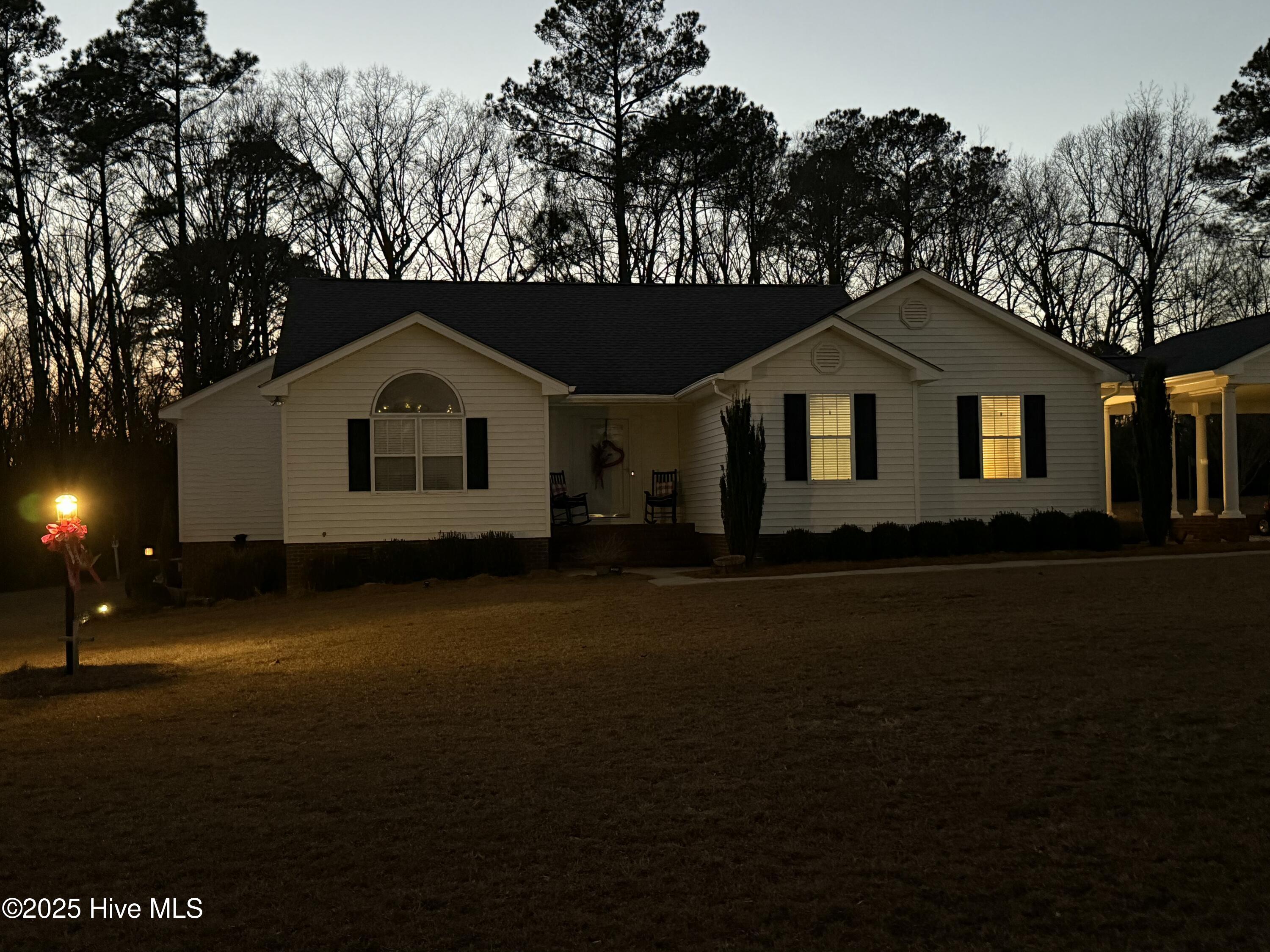 132 Crystal Place Property Photo 9