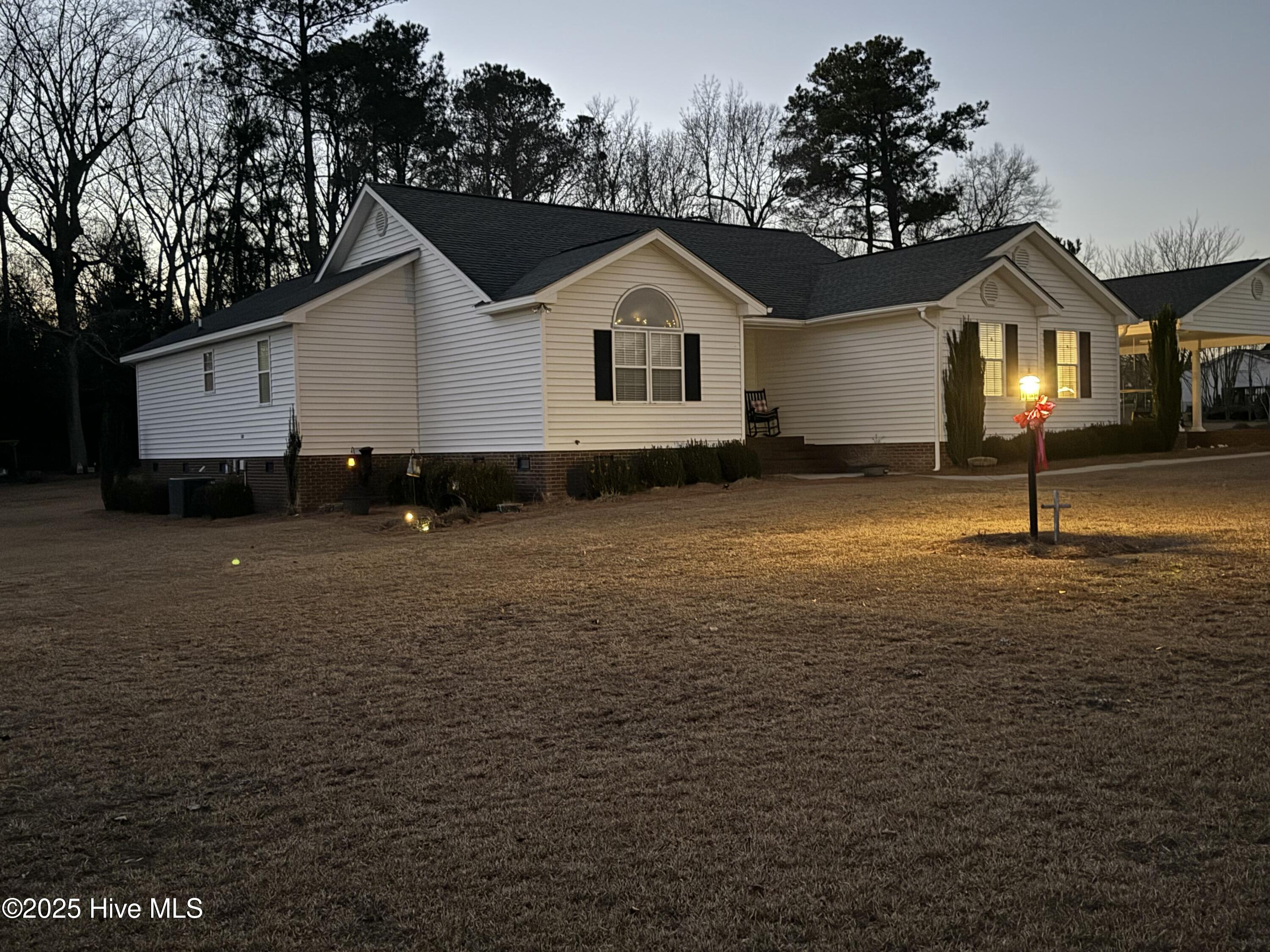132 Crystal Place Property Photo 11