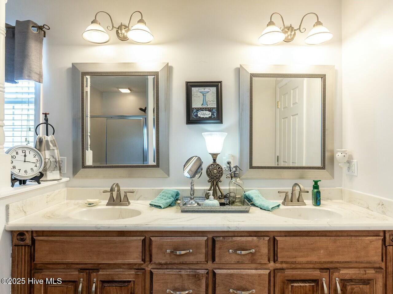 132 Crystal Place Property Photo 28