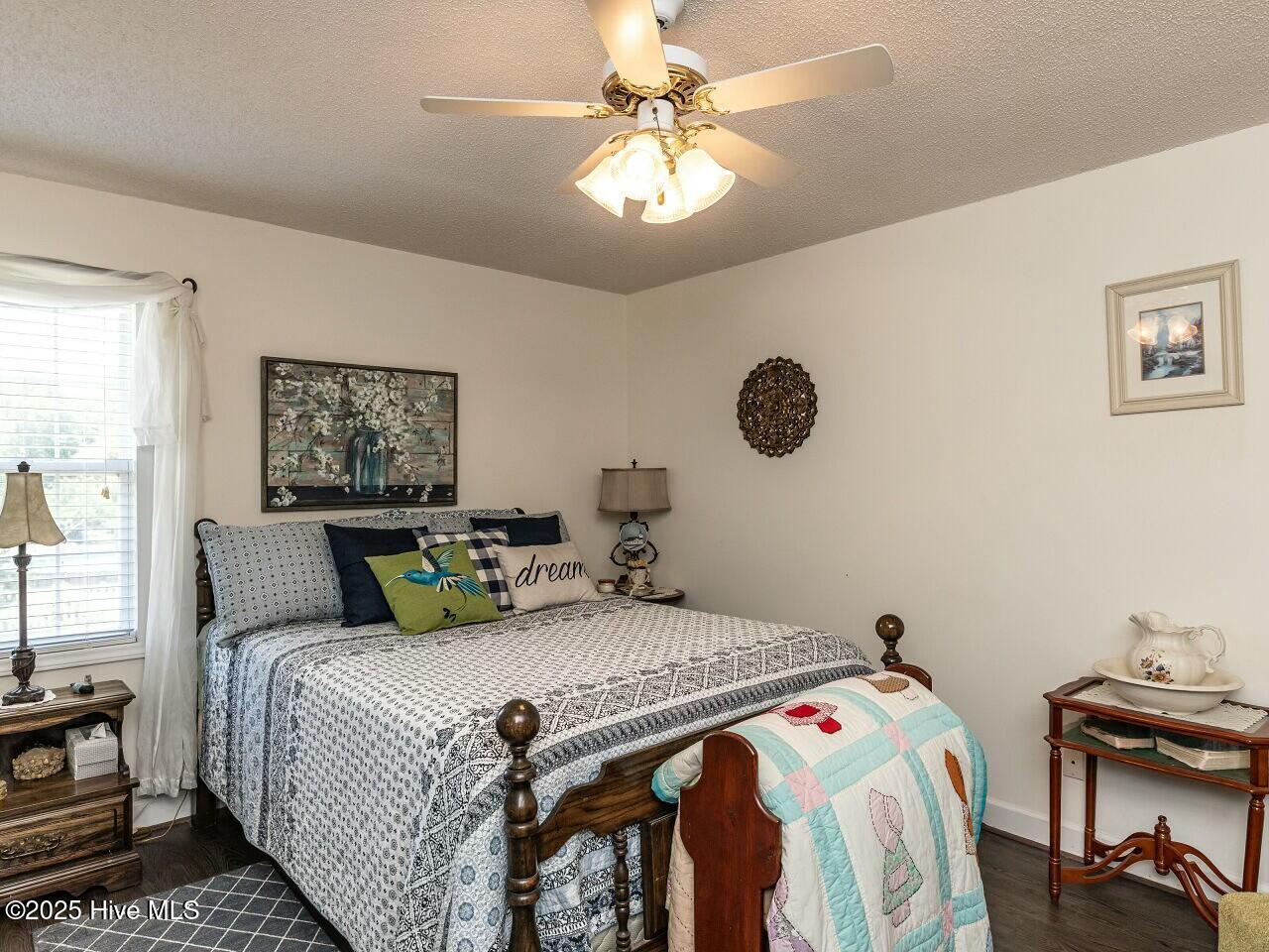 132 Crystal Place Property Photo 30