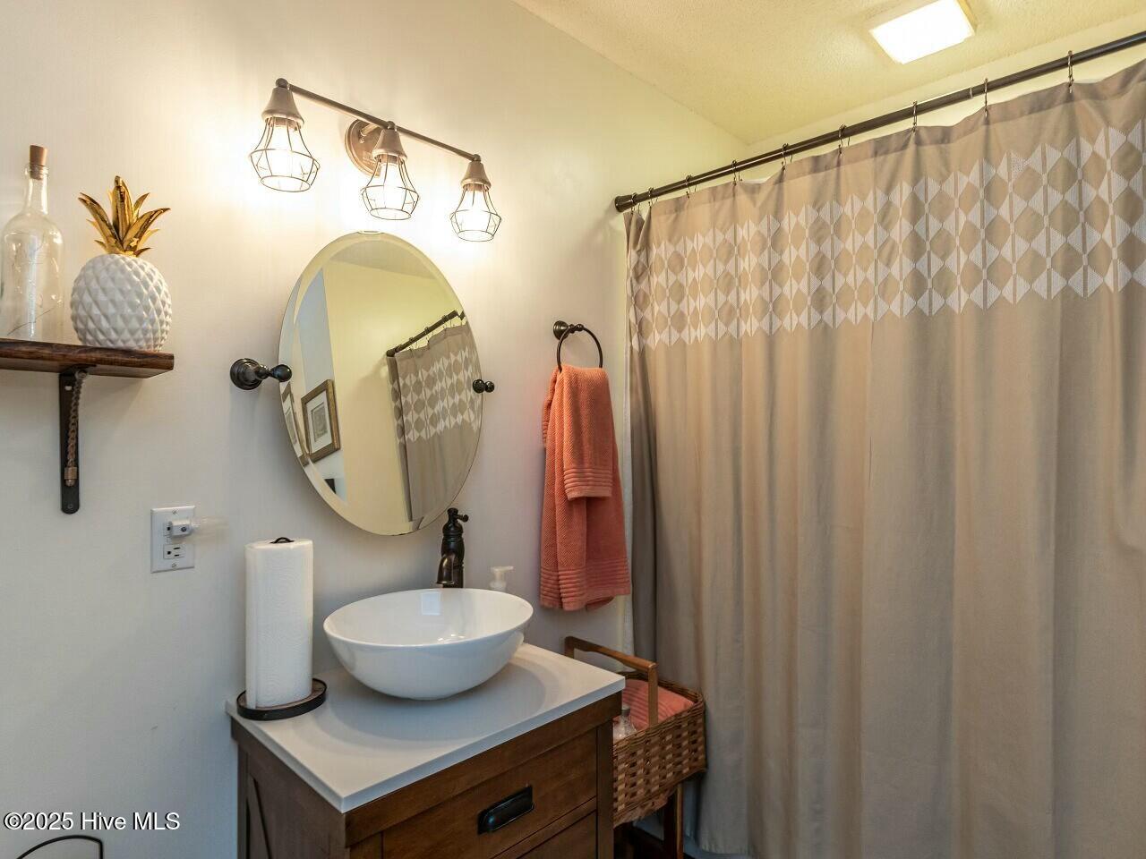 132 Crystal Place Property Photo 32