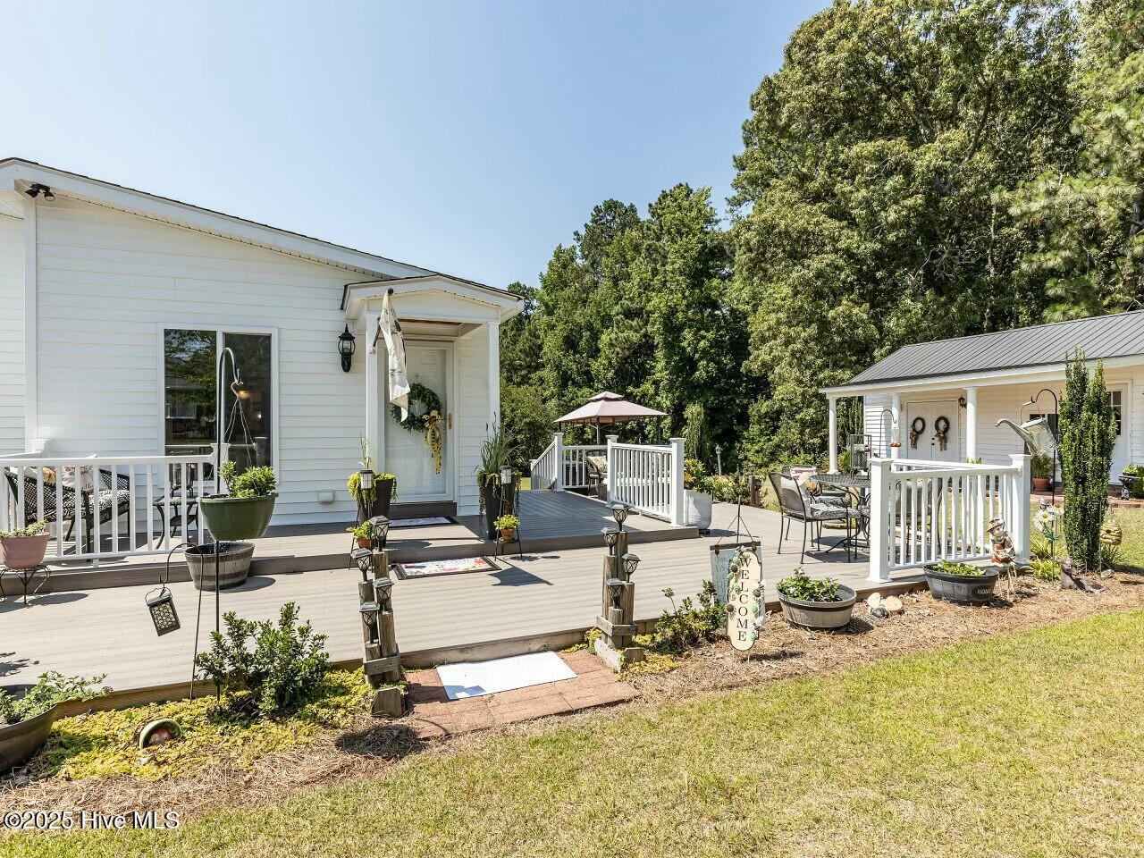 132 Crystal Place Property Photo 38