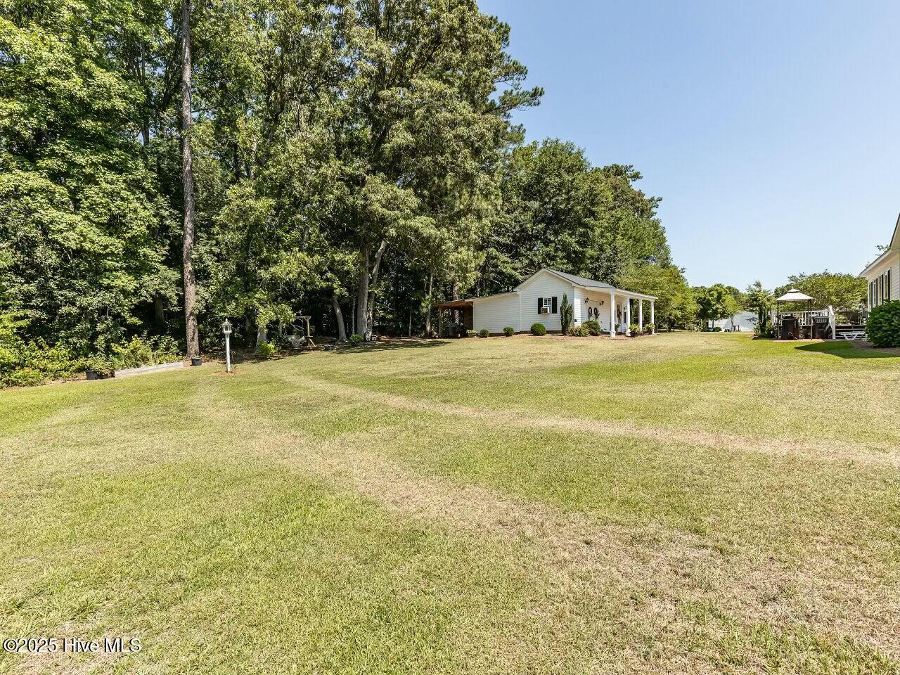 132 Crystal Place Property Photo 40