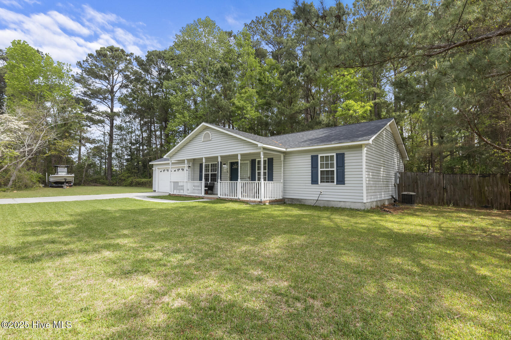 1202 Onsville Drive Property Photo 3
