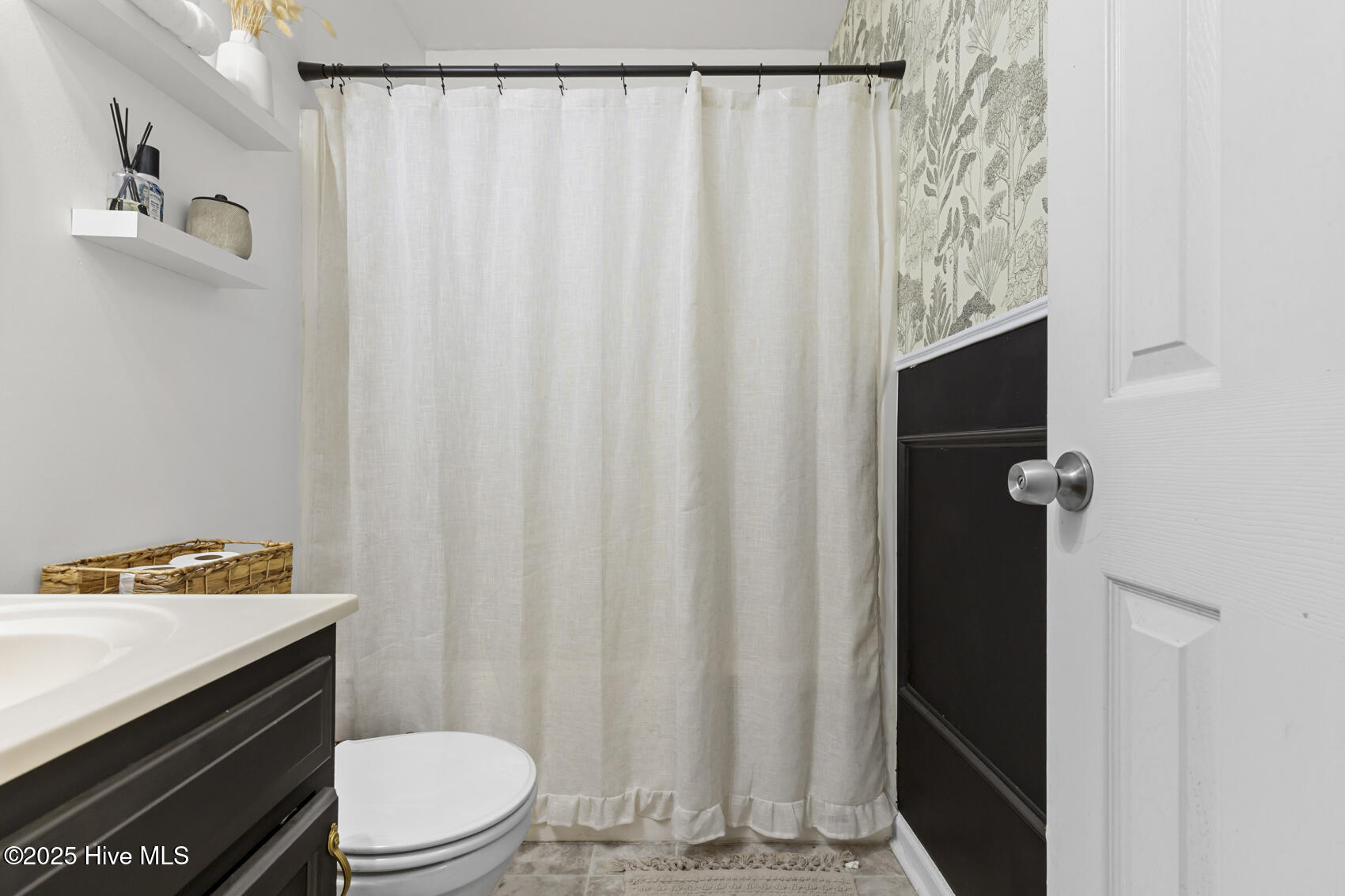 1202 Onsville Drive Property Photo 16