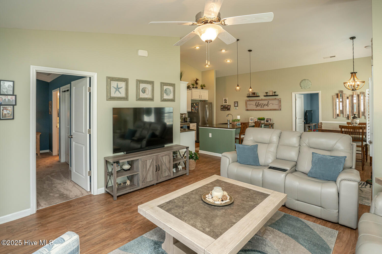 1055 Chadsey Lake Drive Property Photo 11