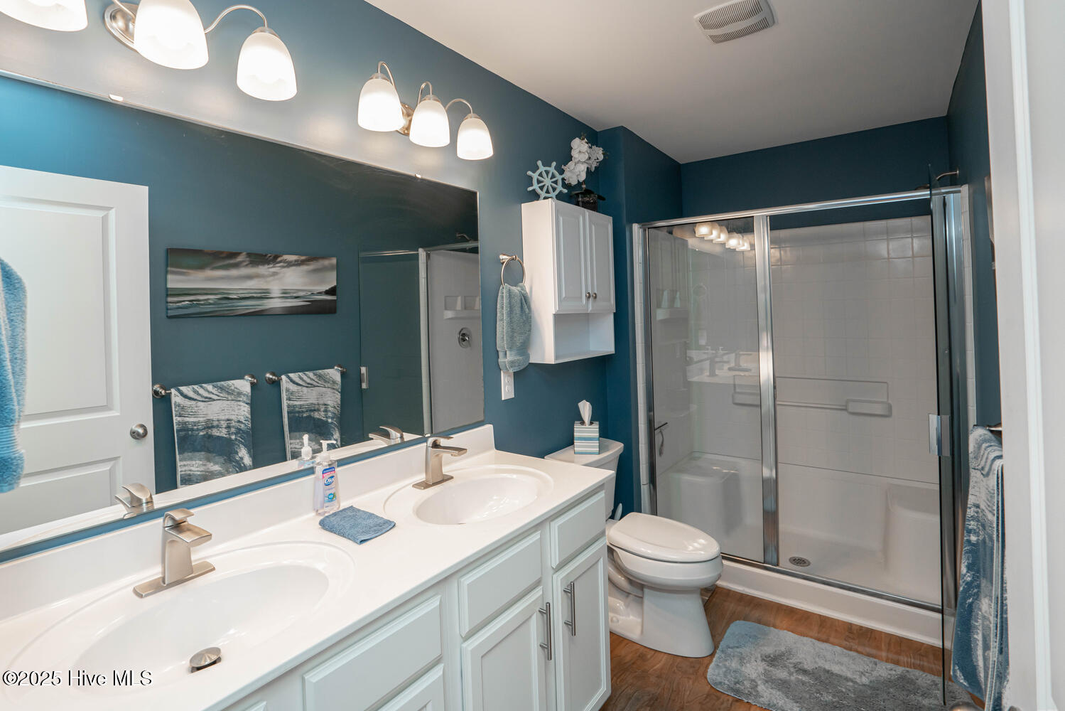 1055 Chadsey Lake Drive Property Photo 23