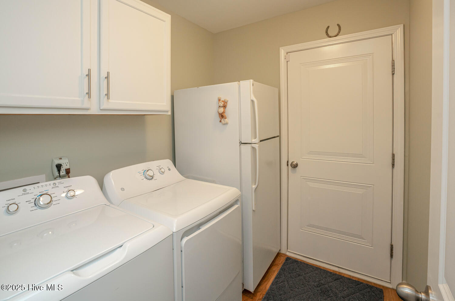 1055 Chadsey Lake Drive Property Photo 29