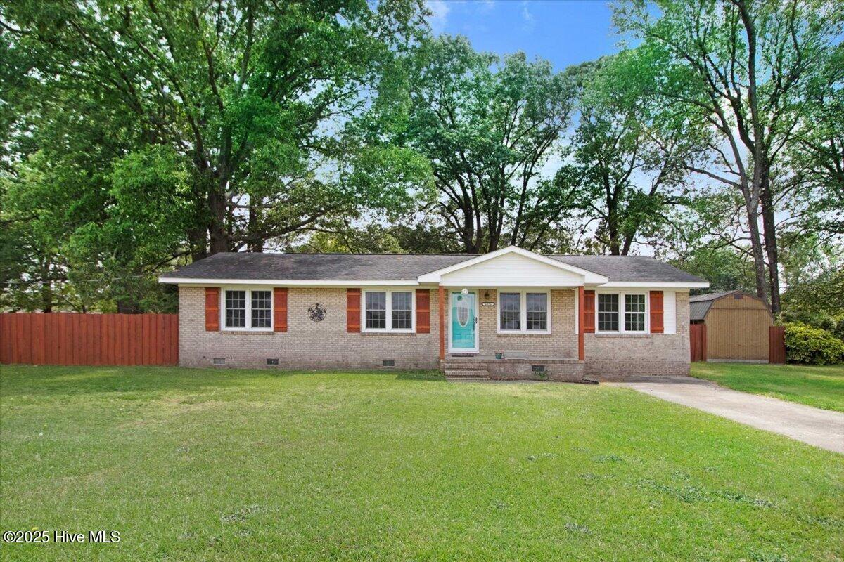 1975 Oakwood Drive Property Photo