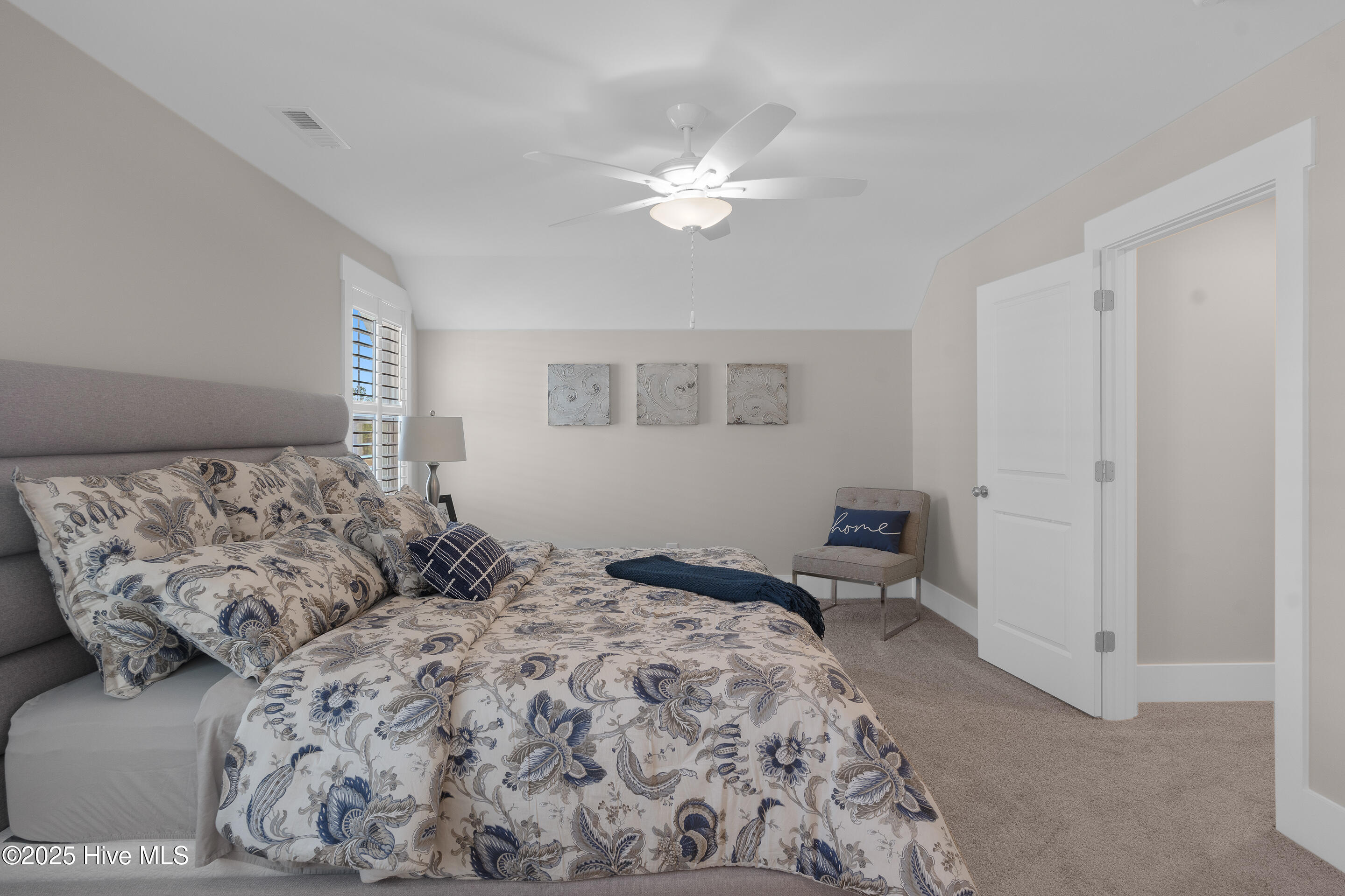 7449 Springwater Drive Property Photo 25