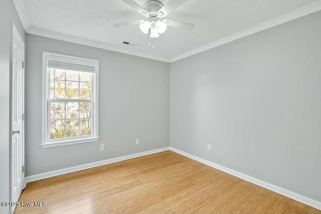 112 Palm Breeze Drive Property Photo 17