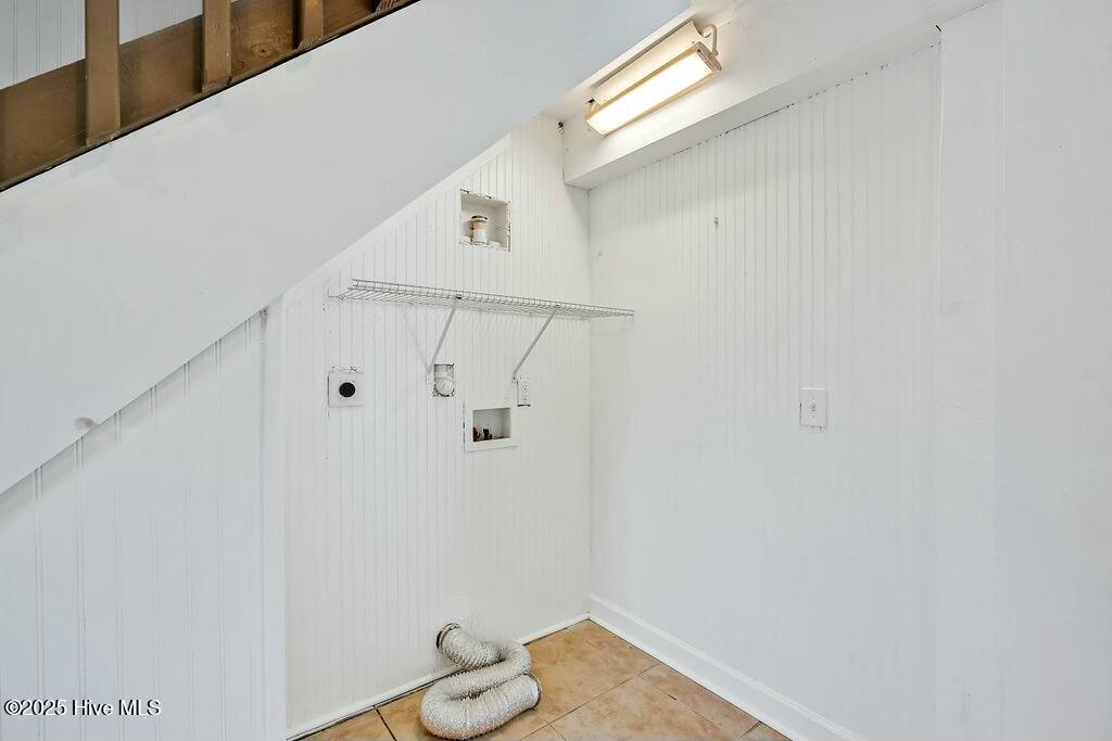 112 Palm Breeze Drive Property Photo 22