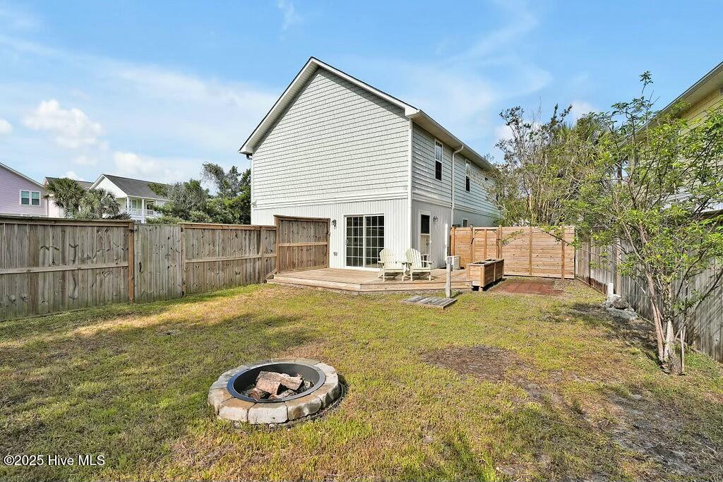 112 Palm Breeze Drive Property Photo 32