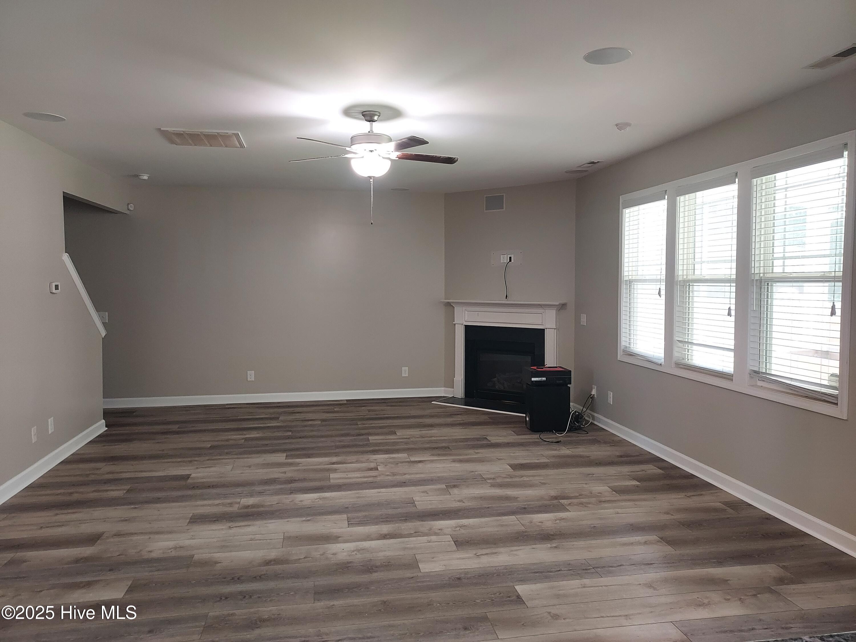 215 Almond Drive Property Photo 17