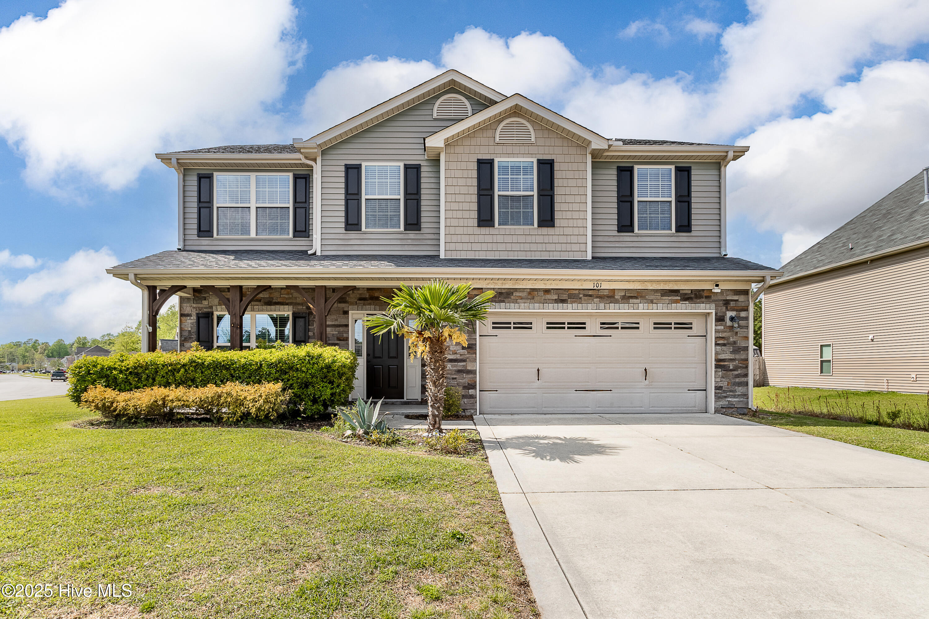 101 Lincolnton Court Property Photo