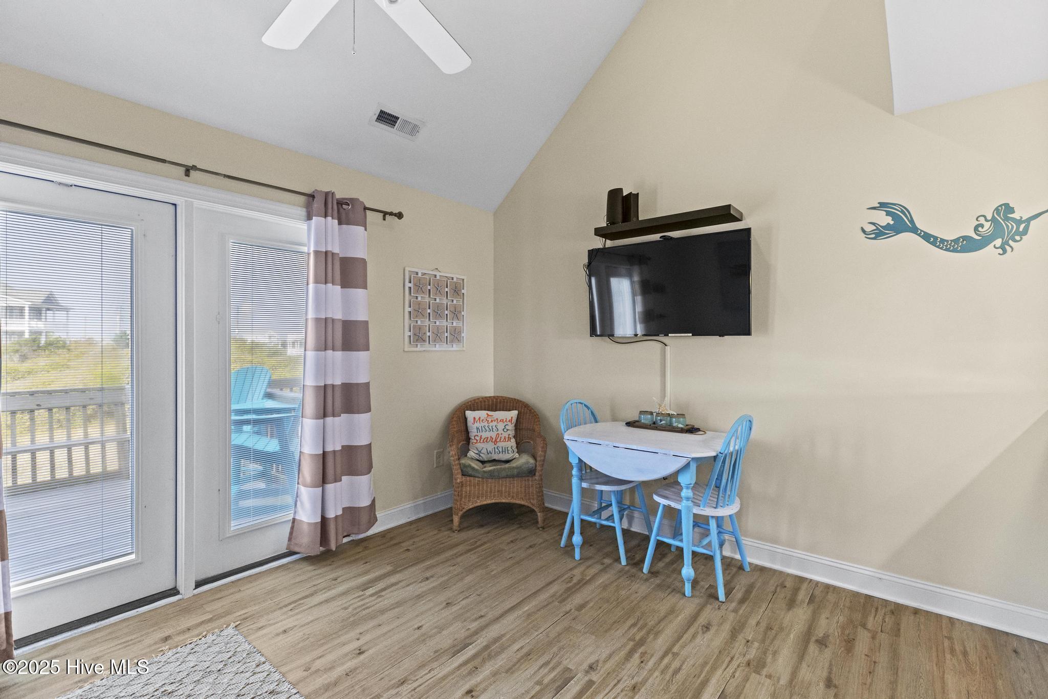 886 New River Inlet Road 40 Property Photo 8