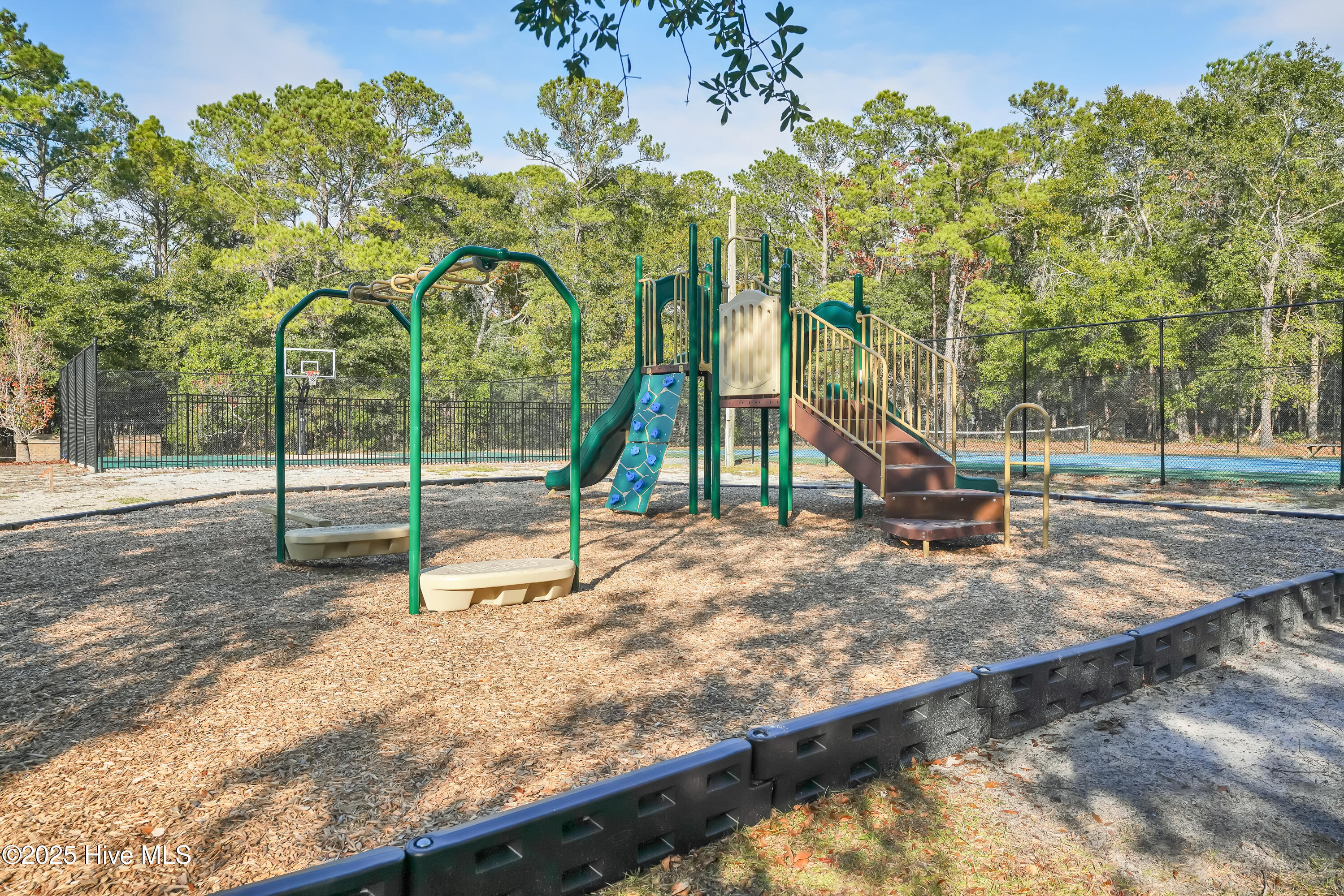 3255 Mooring Drive Property Photo 12