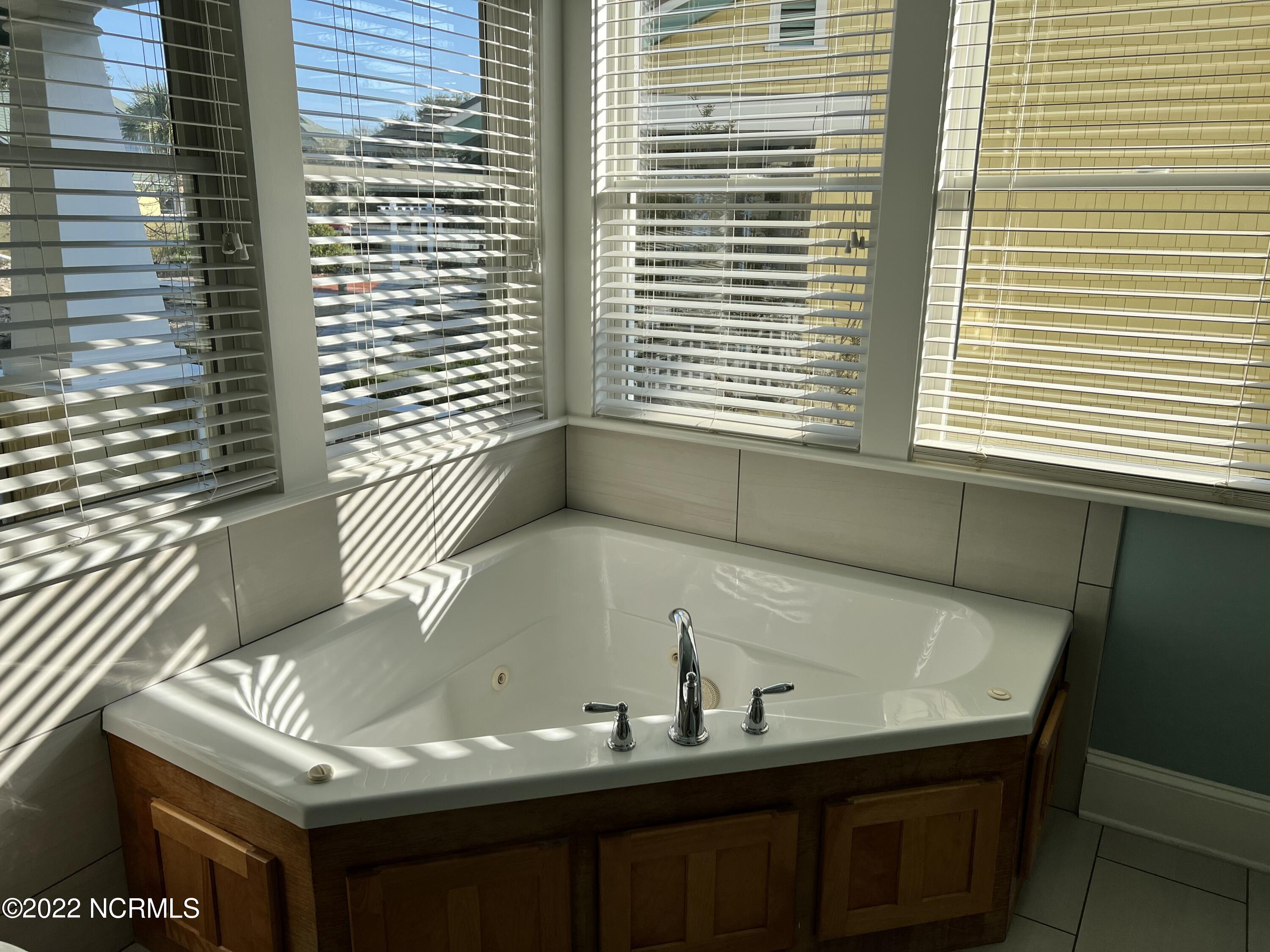 51 Earl Of Craven Court Week D + Crofter Rights Property Photo 23
