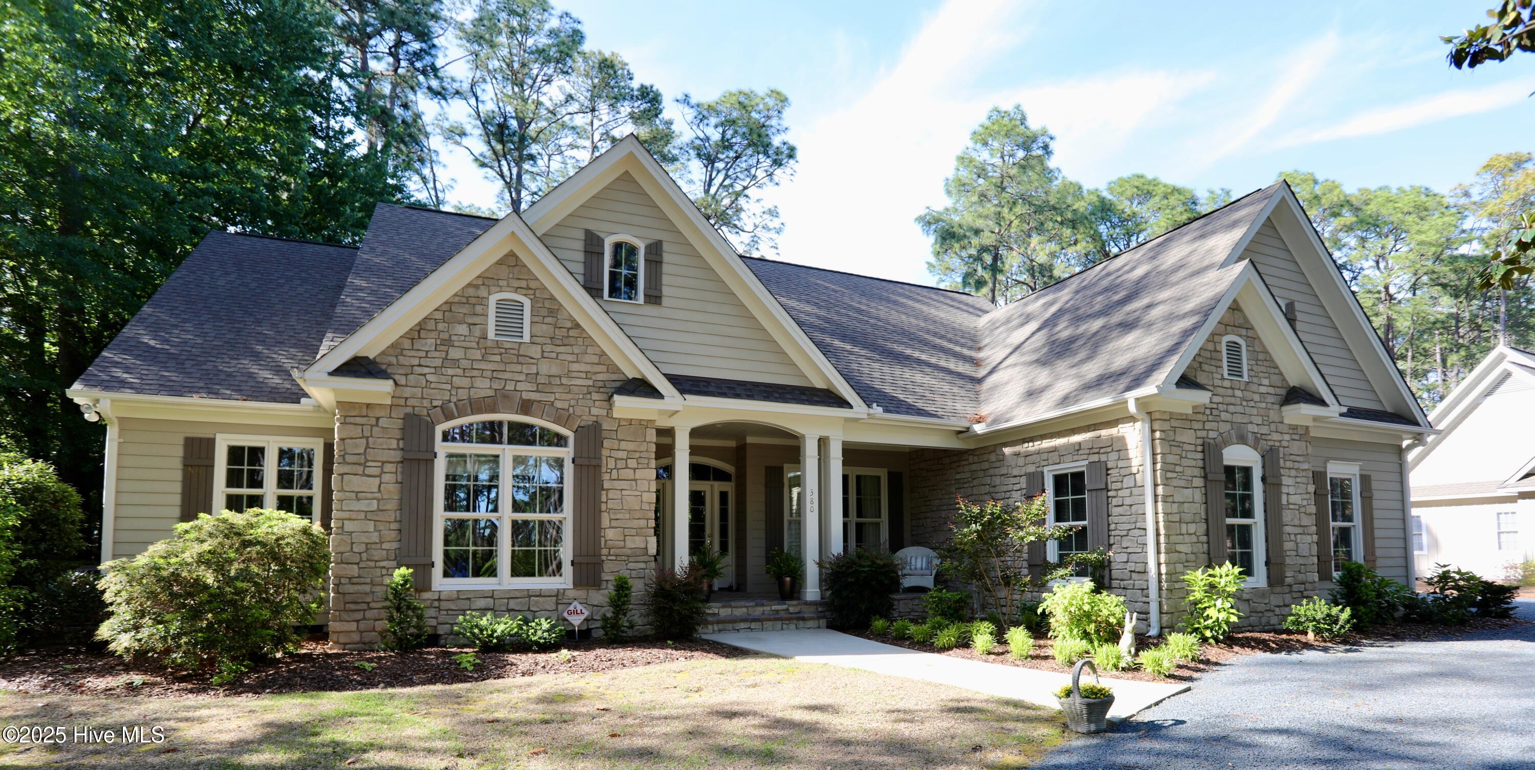 380 Grove Road Property Photo