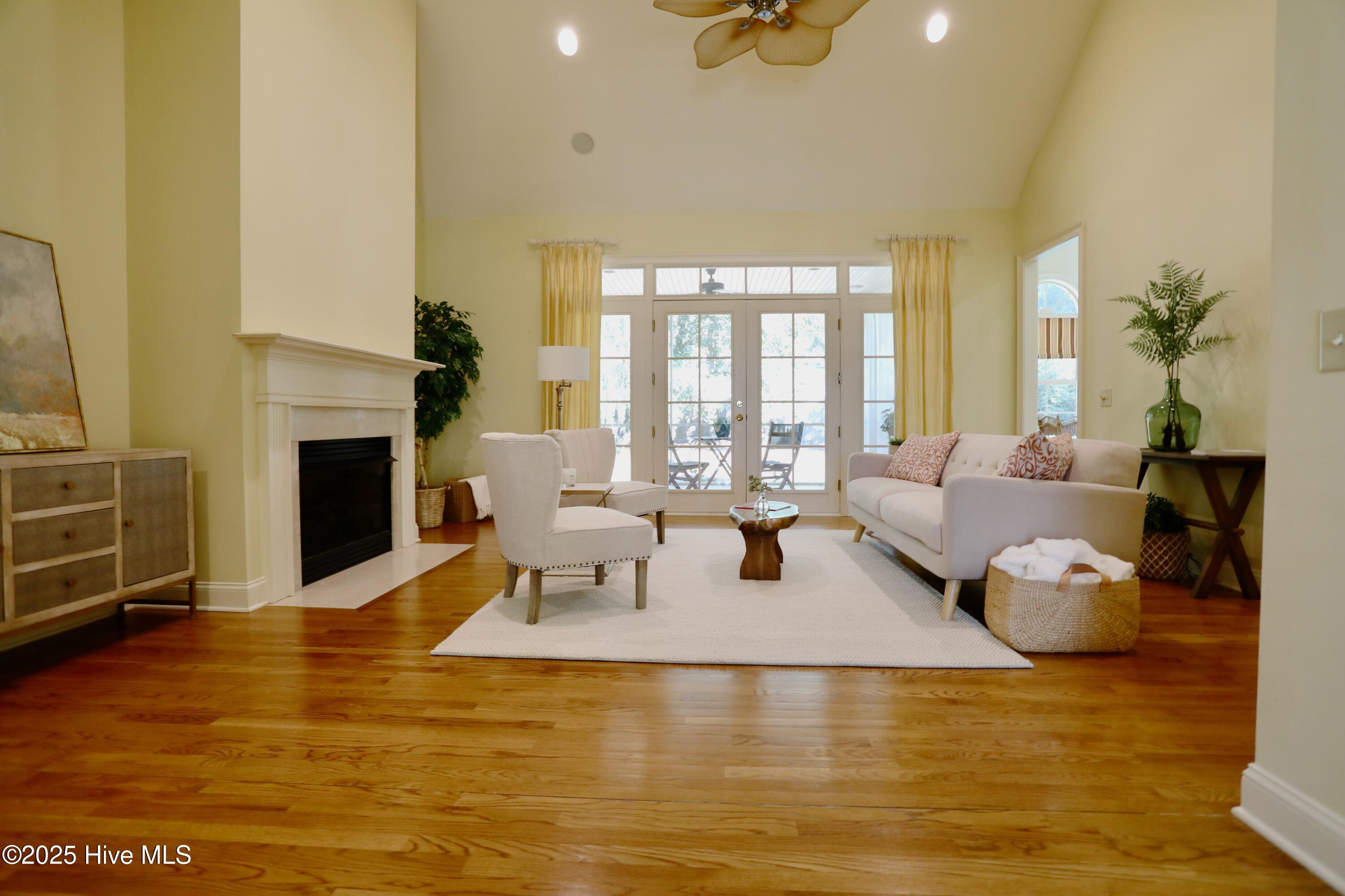 380 Grove Road Property Photo 6