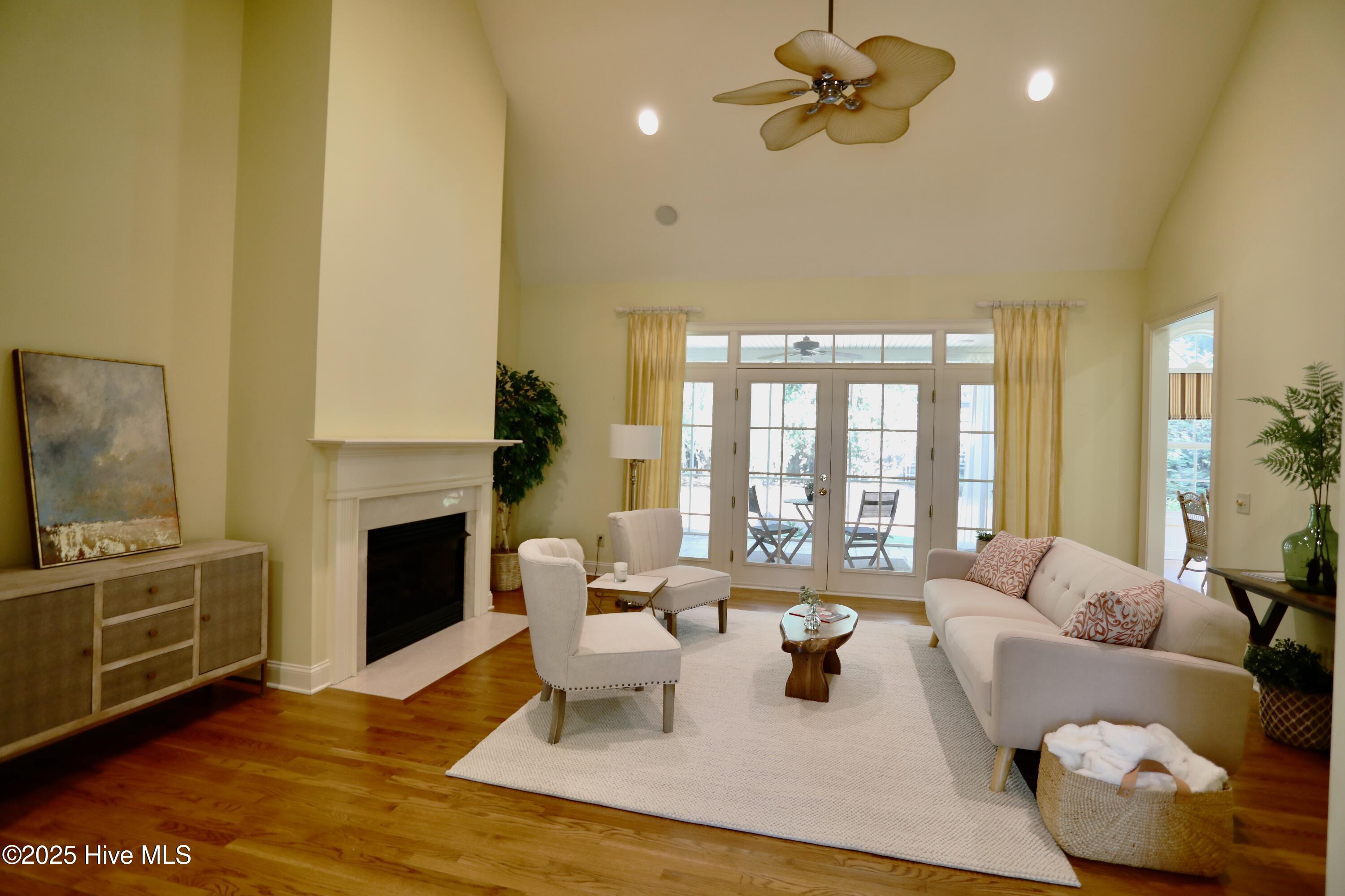 380 Grove Road Property Photo 7