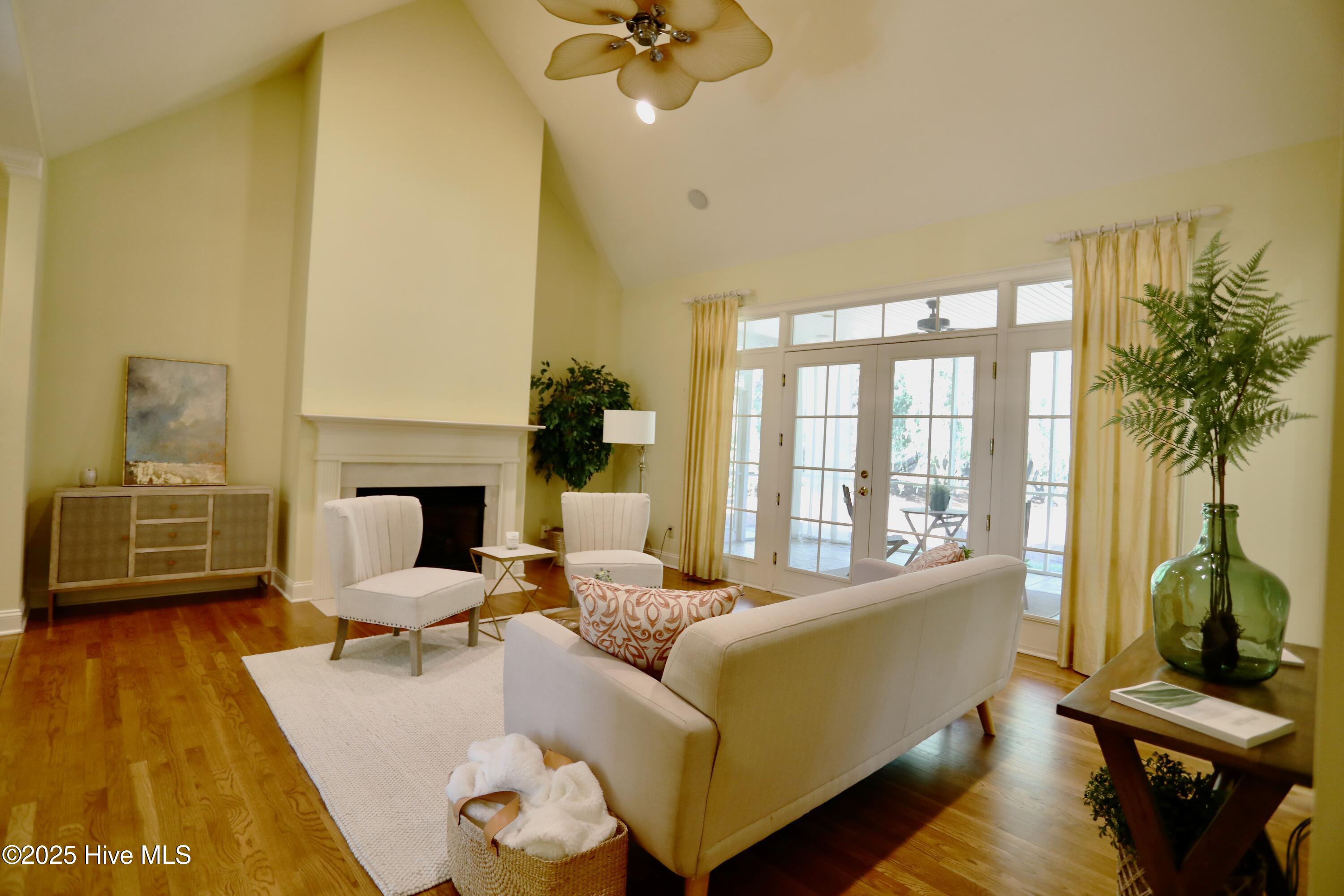 380 Grove Road Property Photo 8