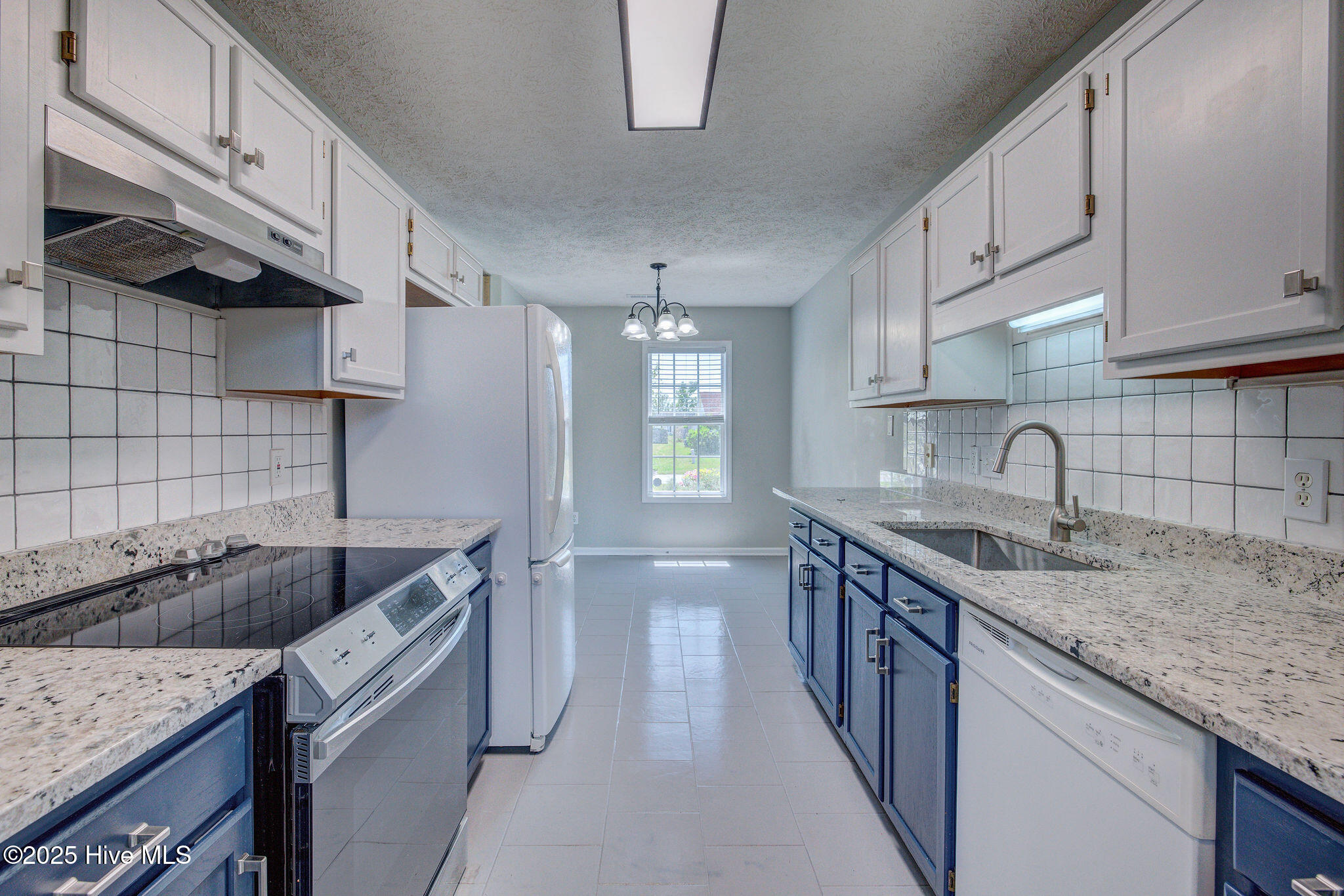 2715 Ashby Drive Property Photo 13