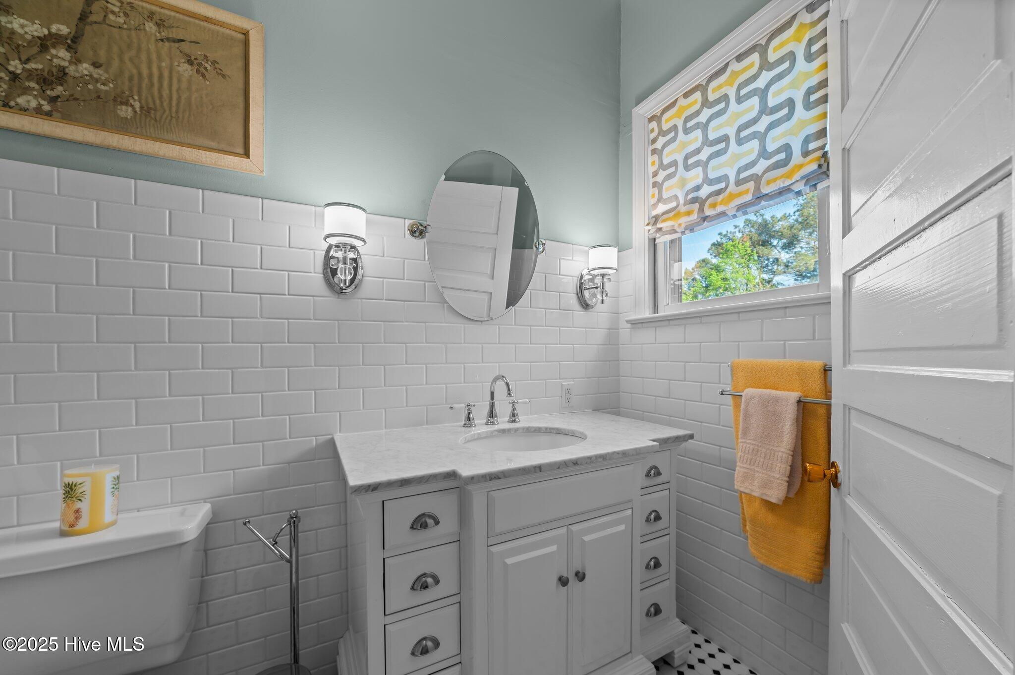 1908 Nc 42 Property Photo 57