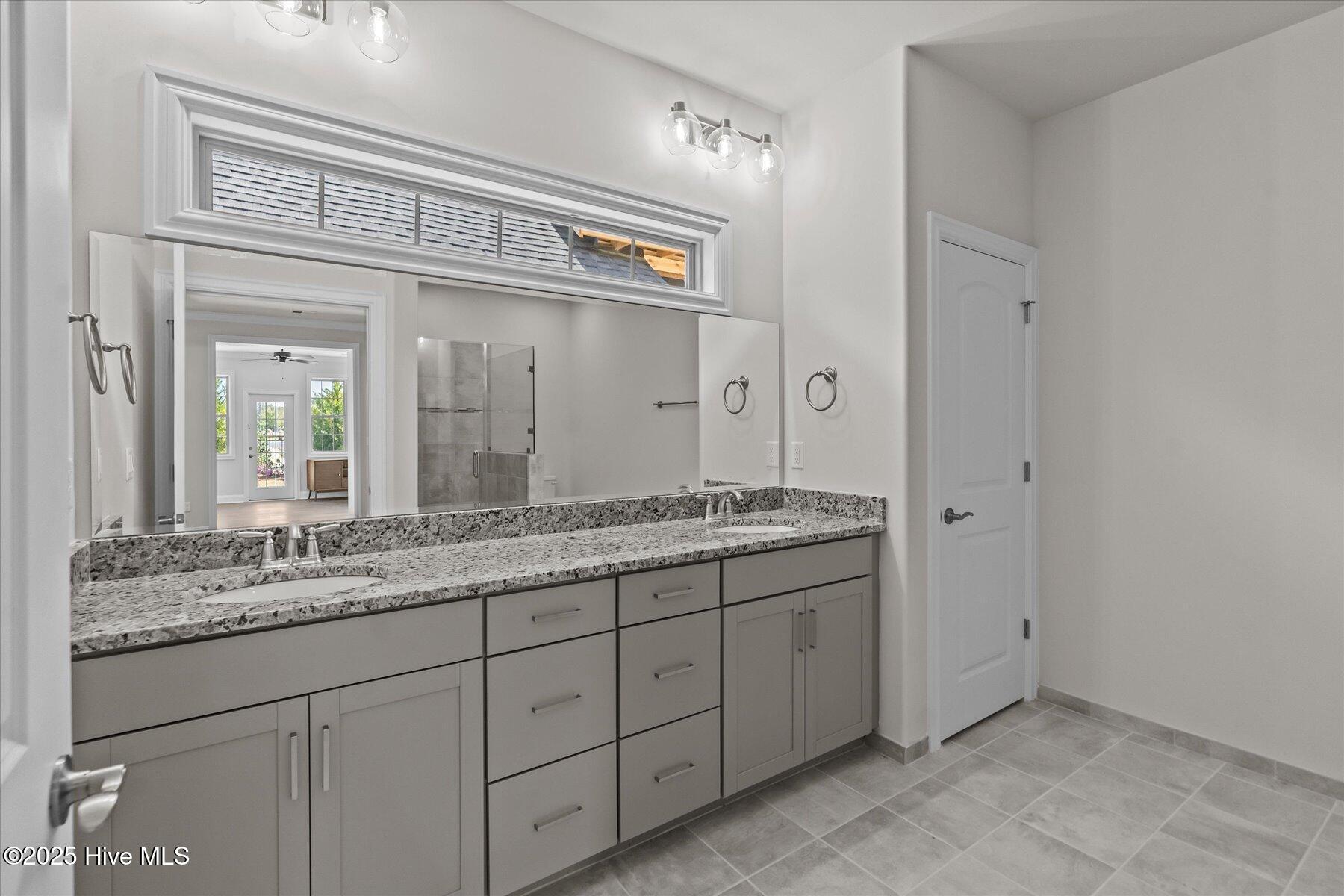 5311 Marco Drive Se Property Photo 14