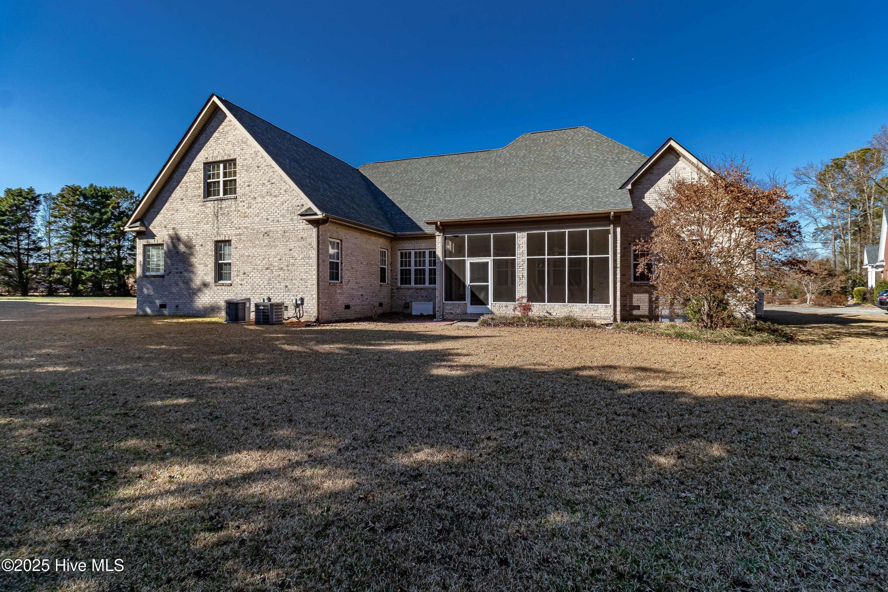 901 Coach House Circle Property Photo 52