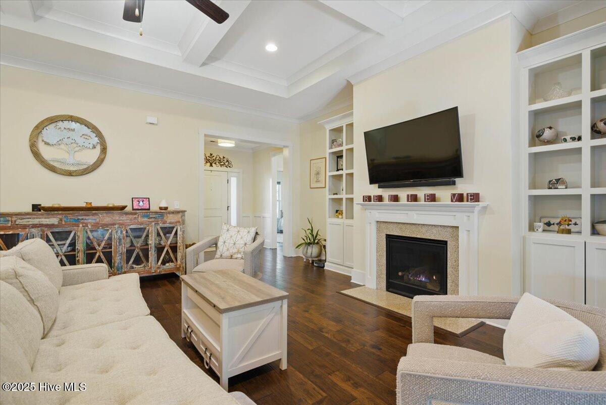 4865 Sugarberry Drive Property Photo 2