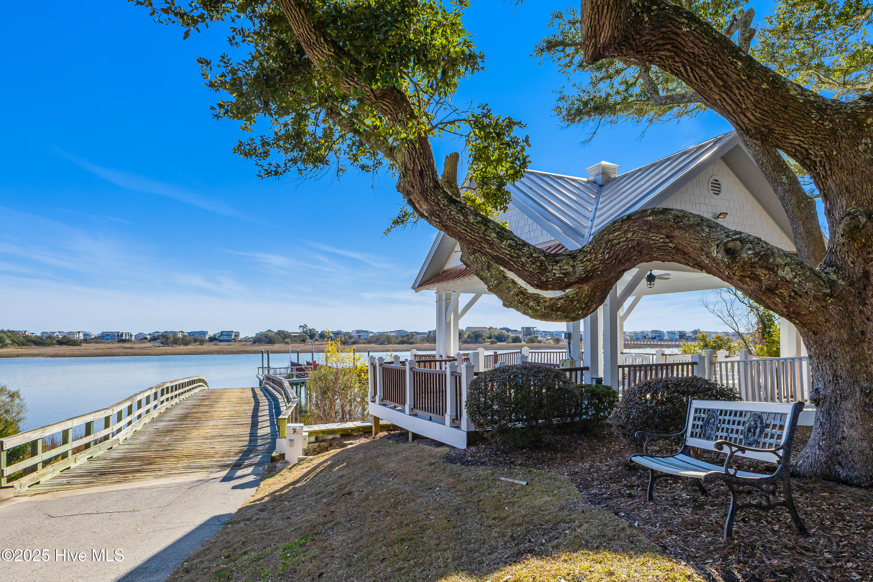 1911 Redfish Run Property Photo 17