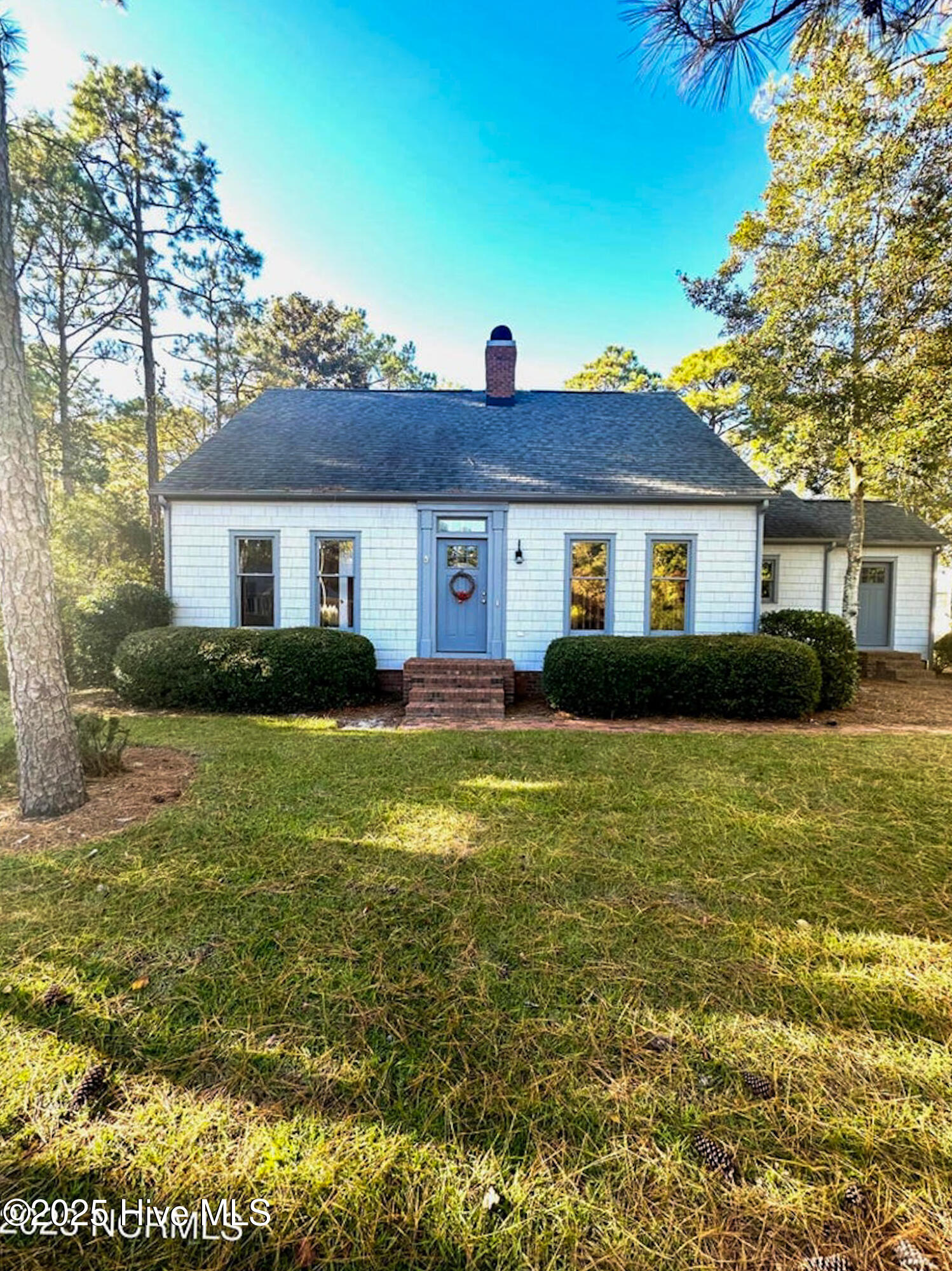 906 Point Court Property Photo