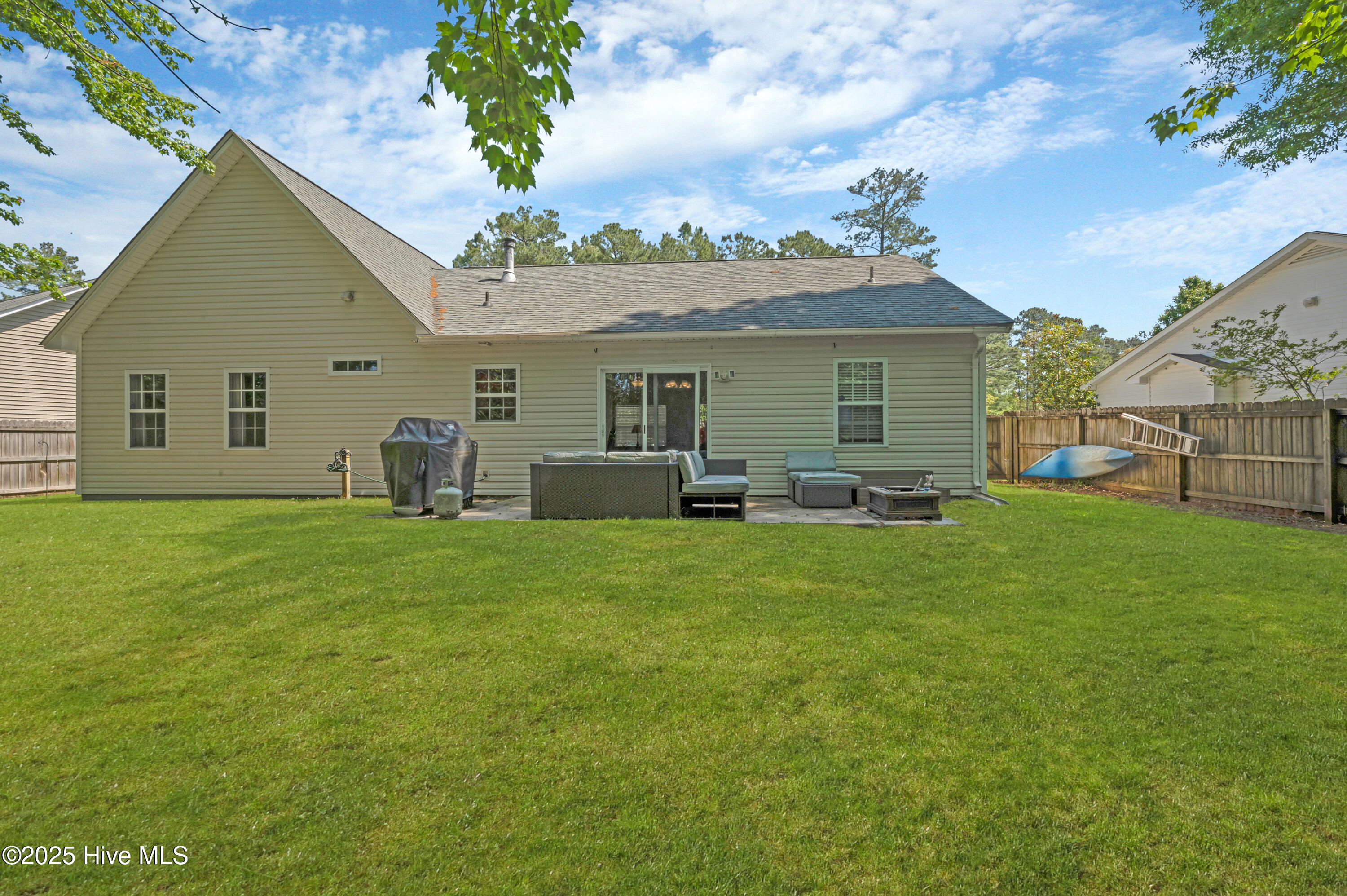 3443 Belmont Boulevard Property Photo 6