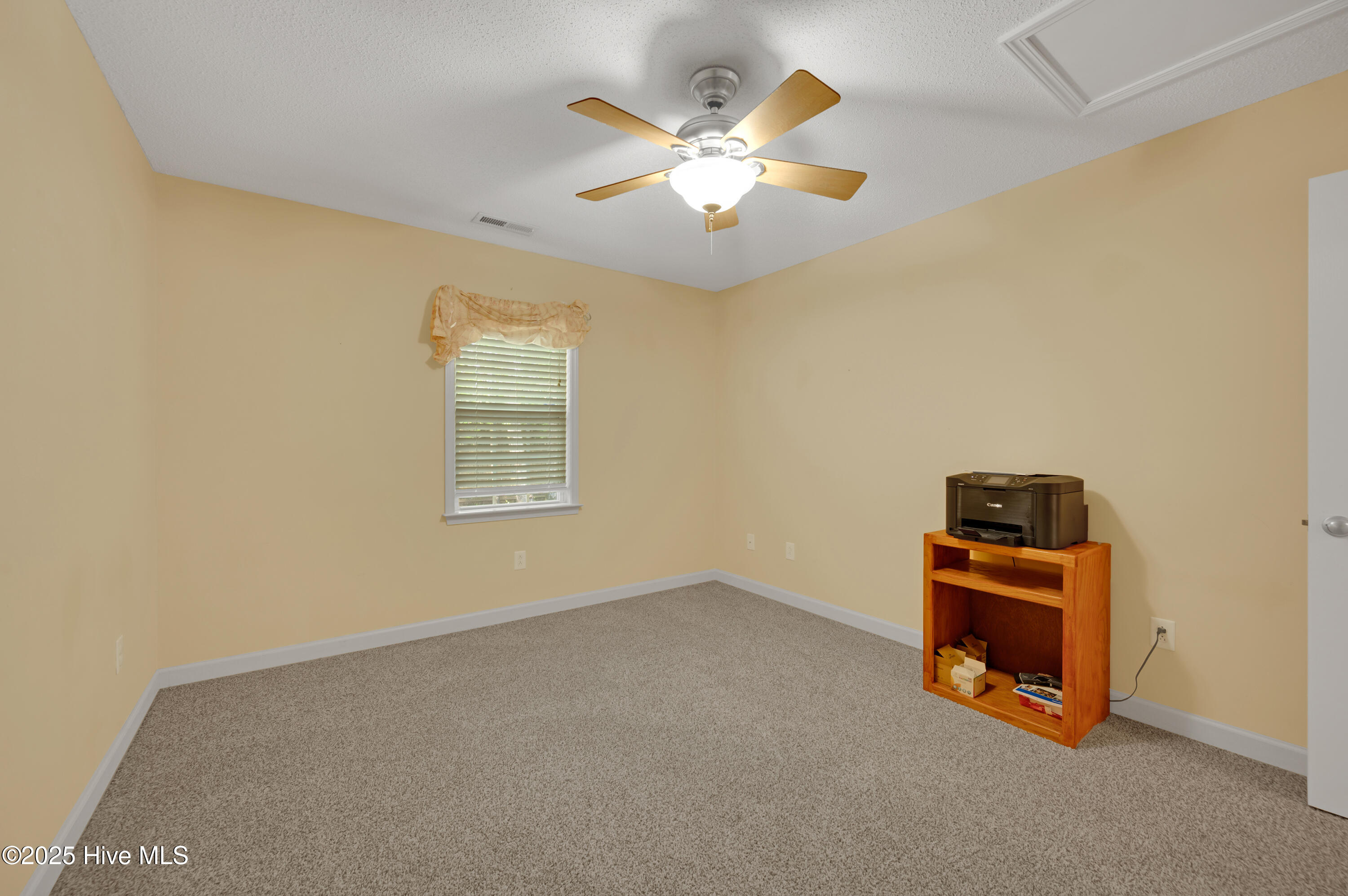 3443 Belmont Boulevard Property Photo 24